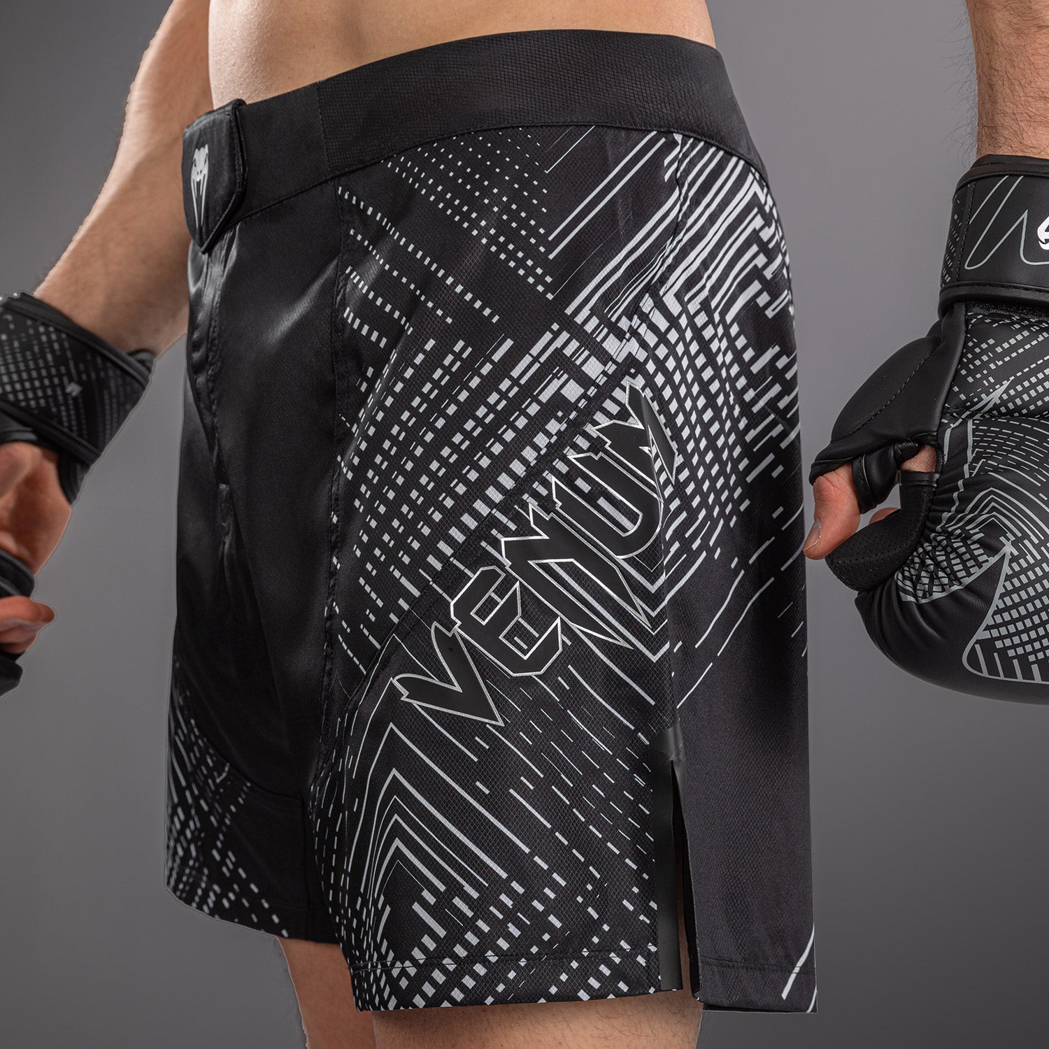 Venum Midnight Fury Fightshorts