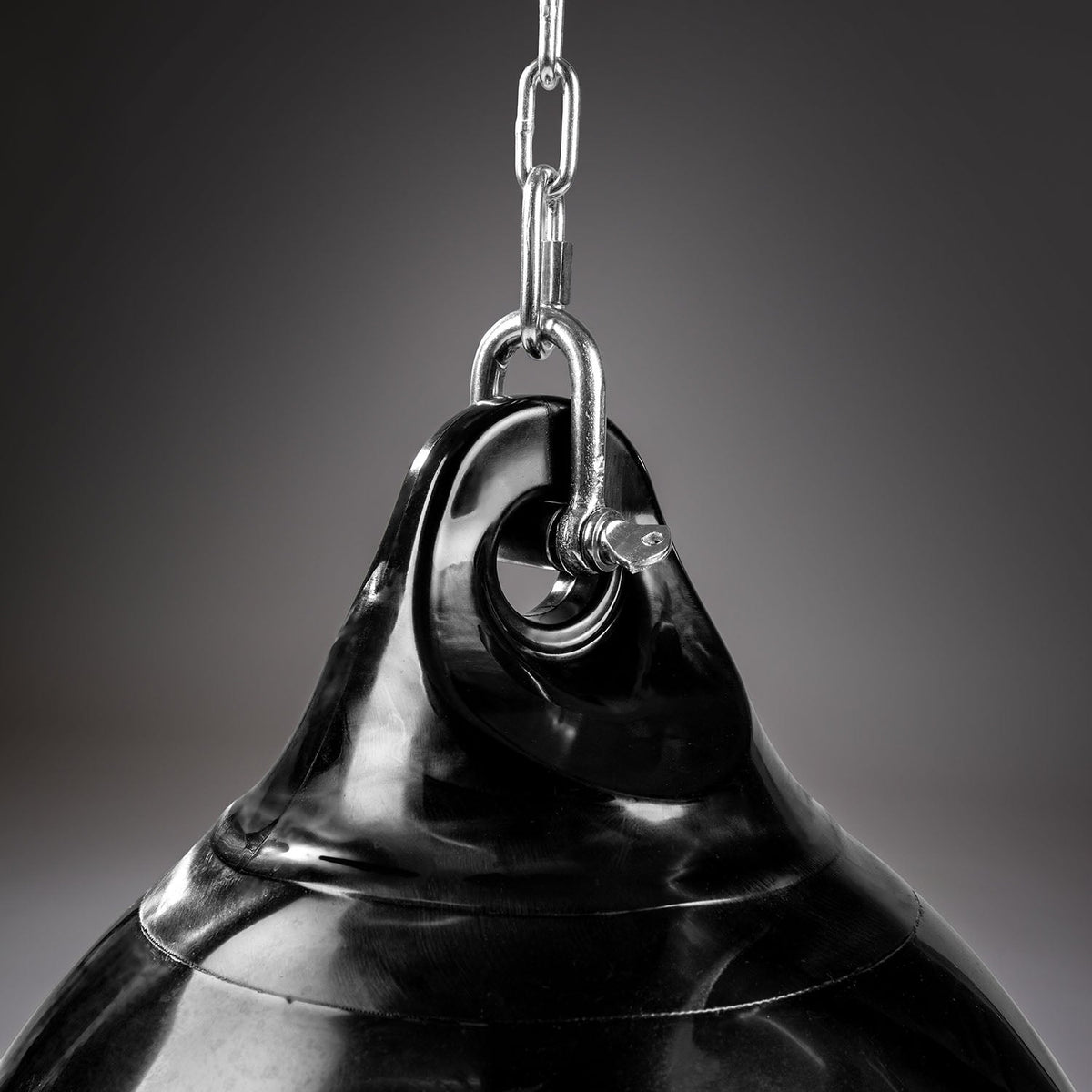 Venum Waterimpact 340 Water Punching Bag – Black  product-type_Punching bags Venum