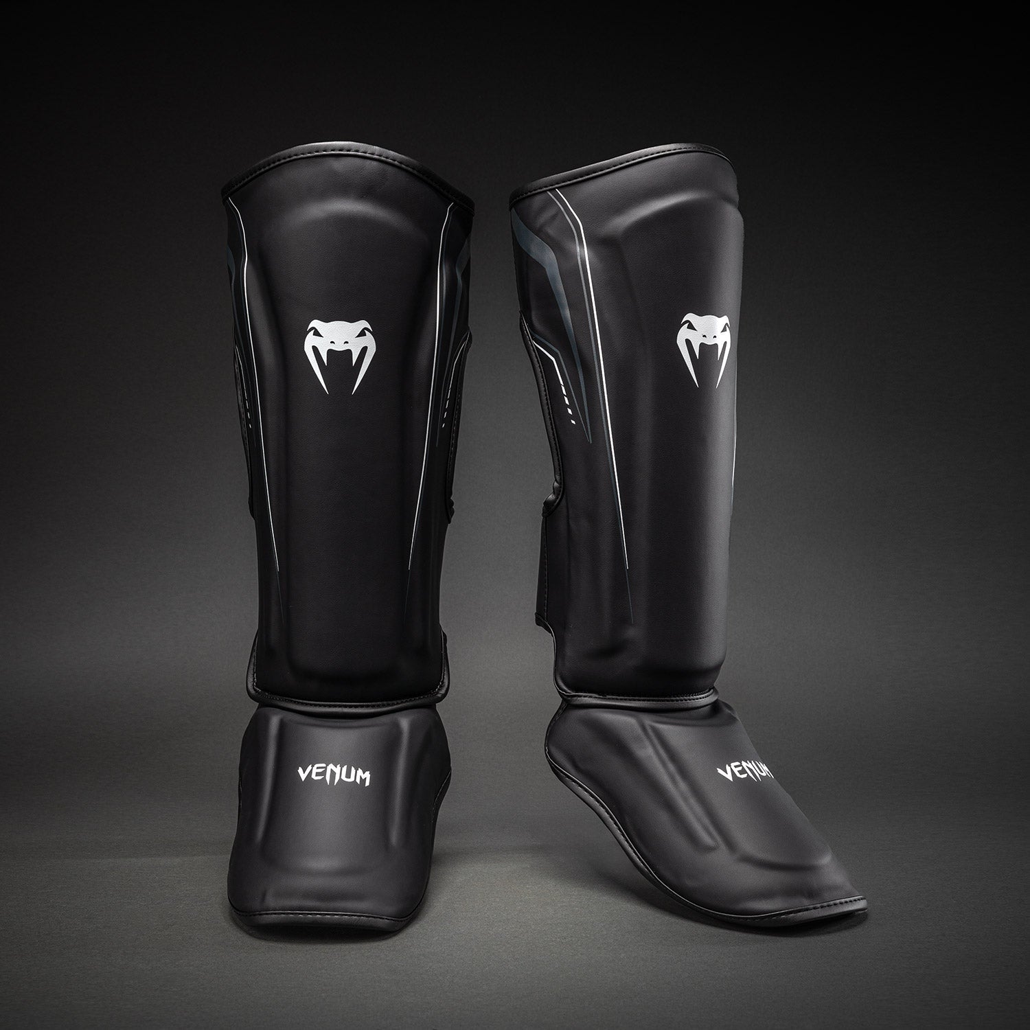 Venum Streamline Shin Guards
