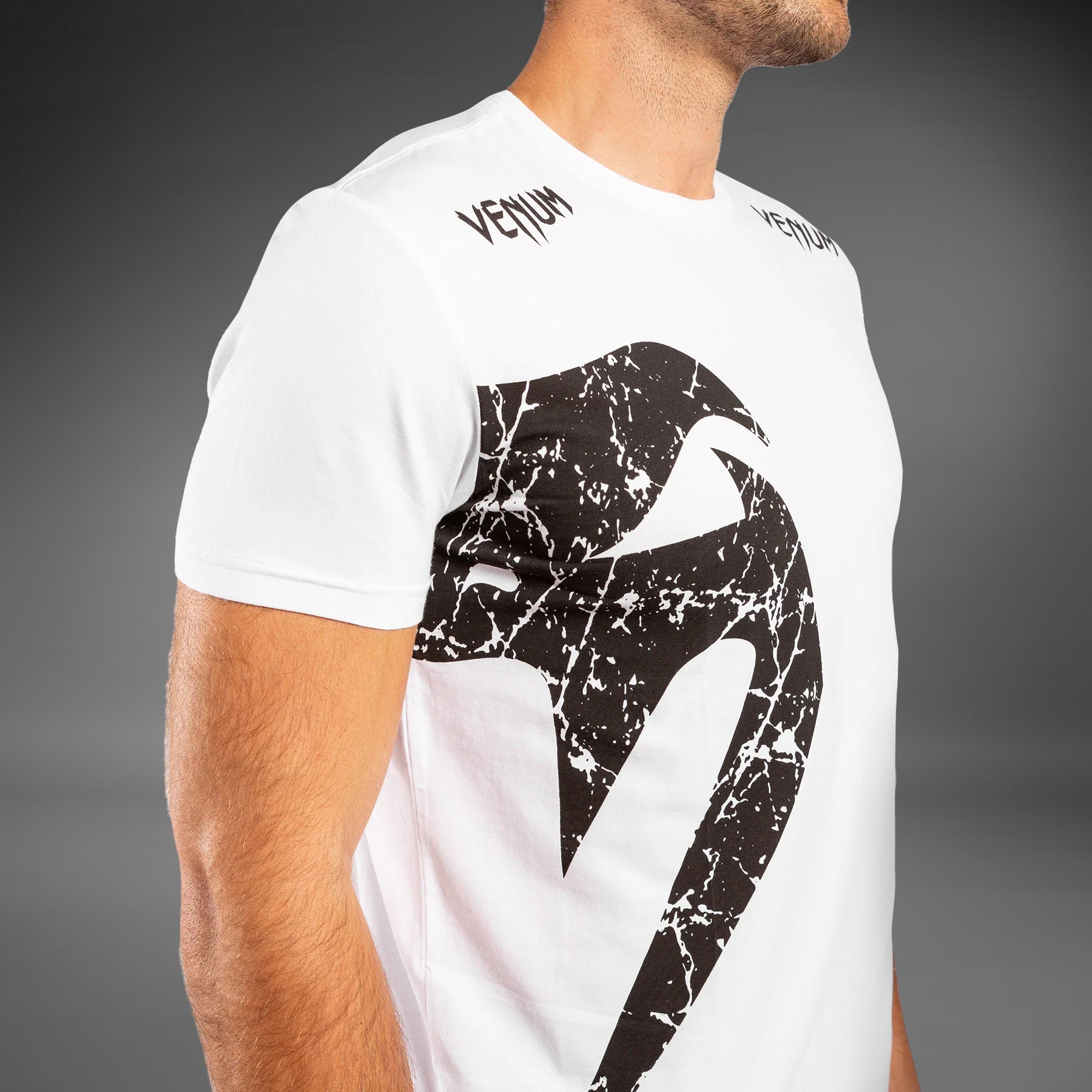 Venum Giant T-shirt