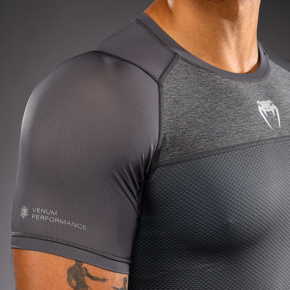 Venum G-Fit Scale Short Sleeve Rashguard