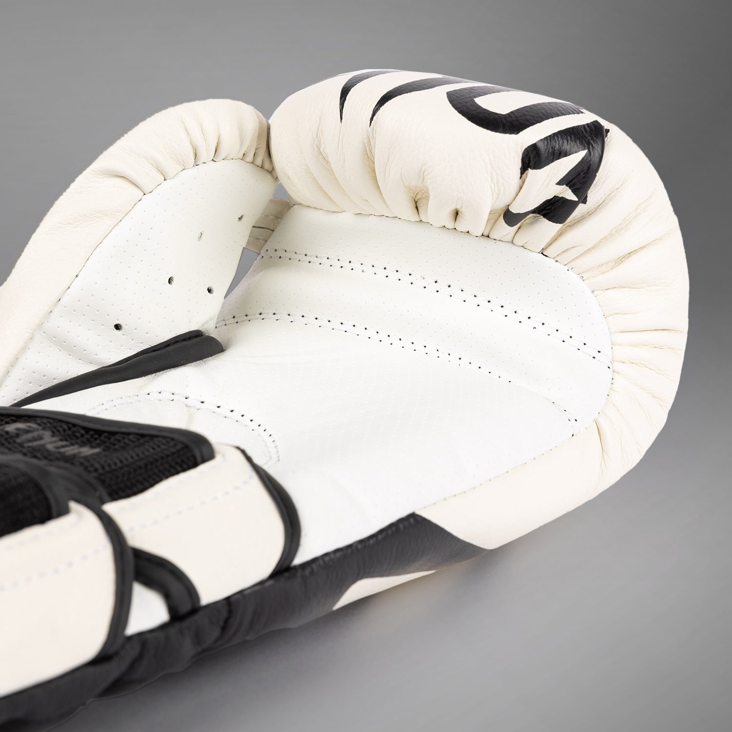 Venum Reverso Boxing Gloves