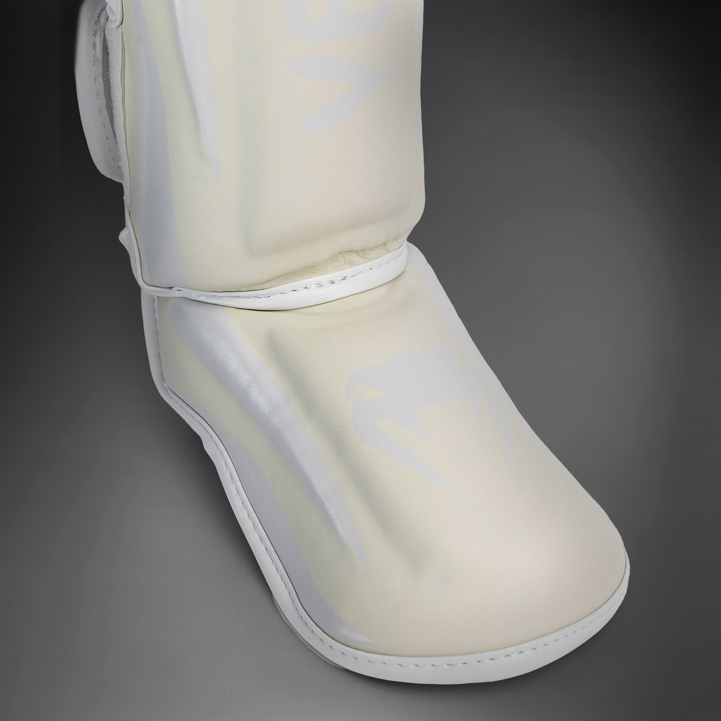 Venum Elite Standup Shinguards