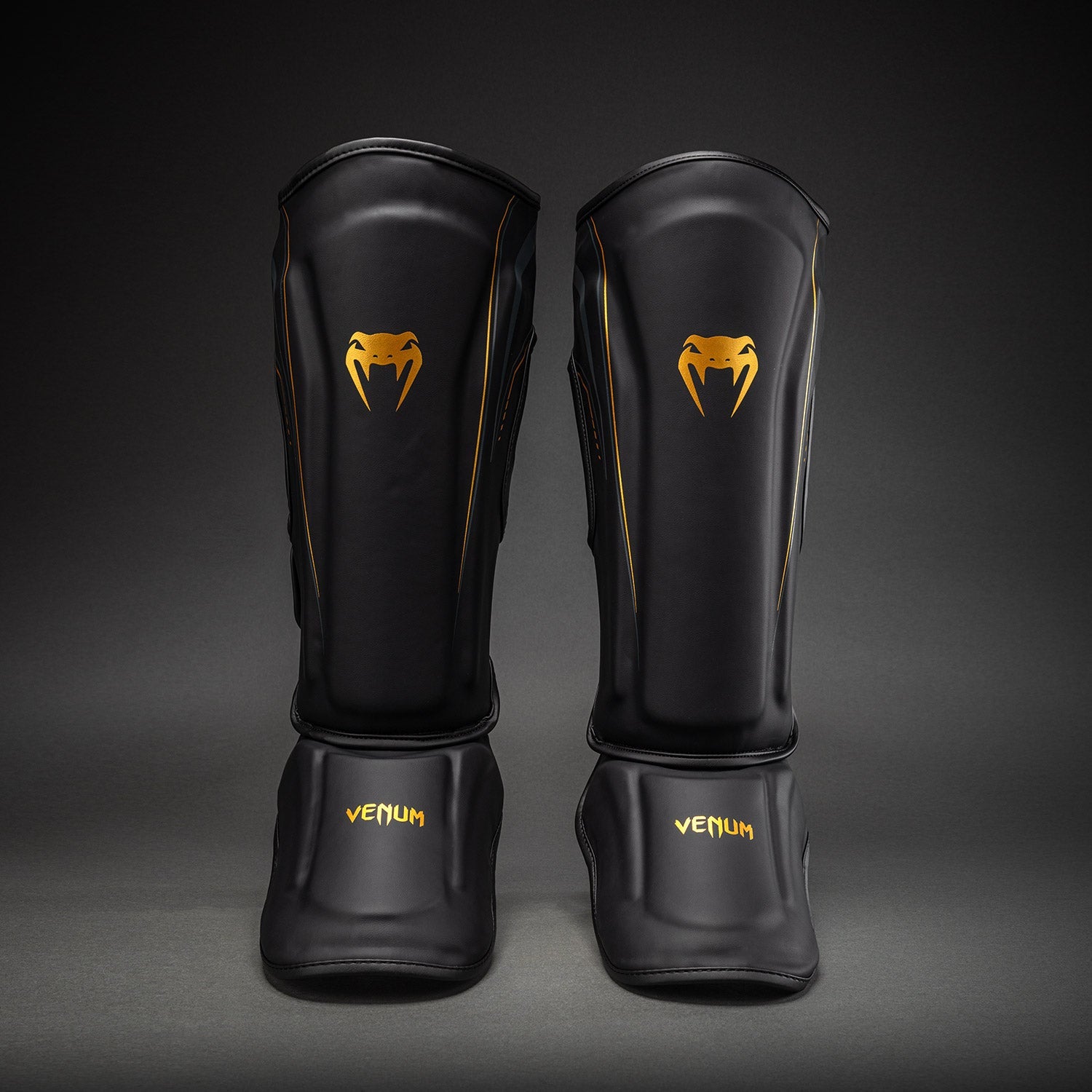 Venum Streamline Shin Guards