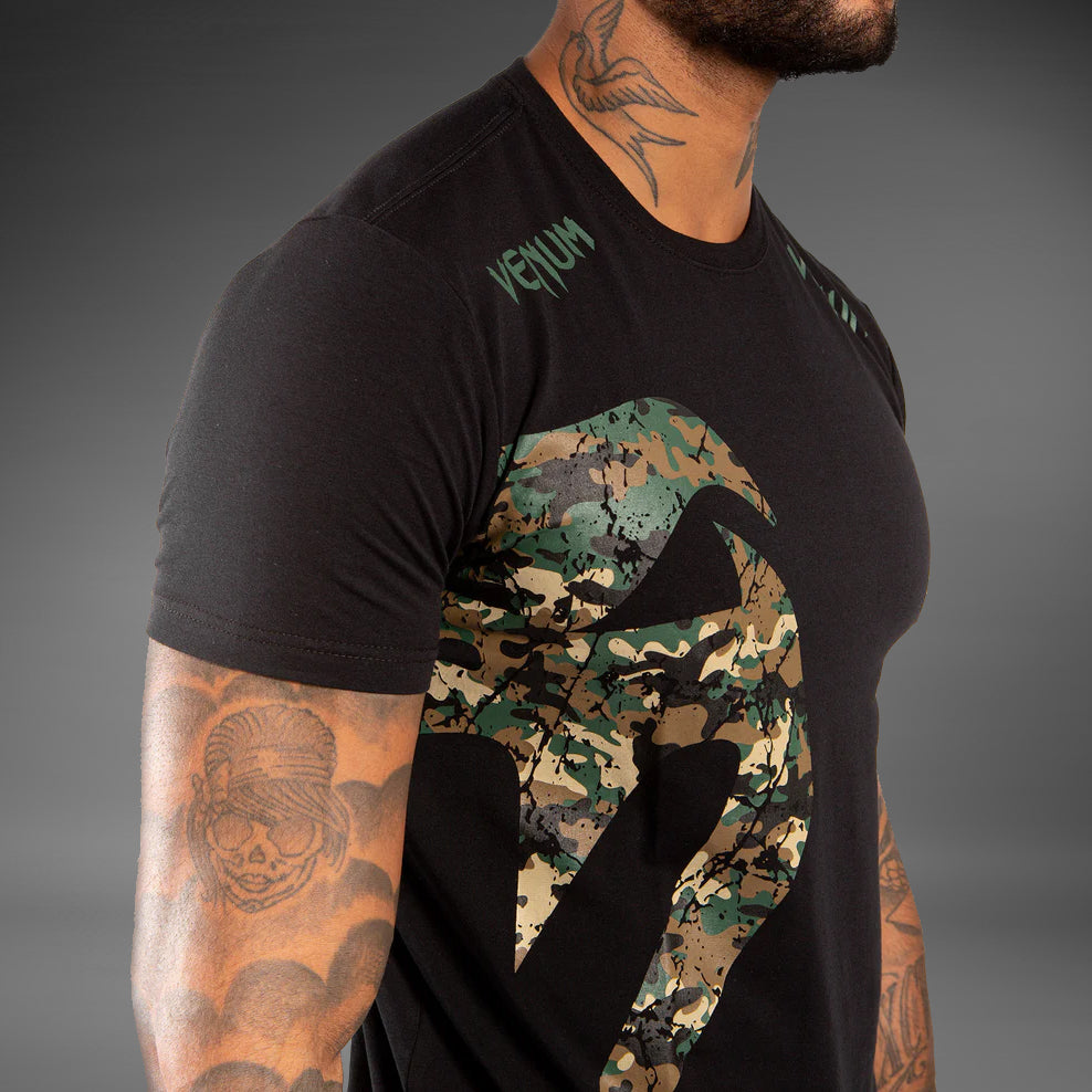 Venum Original Giant T-Shirt