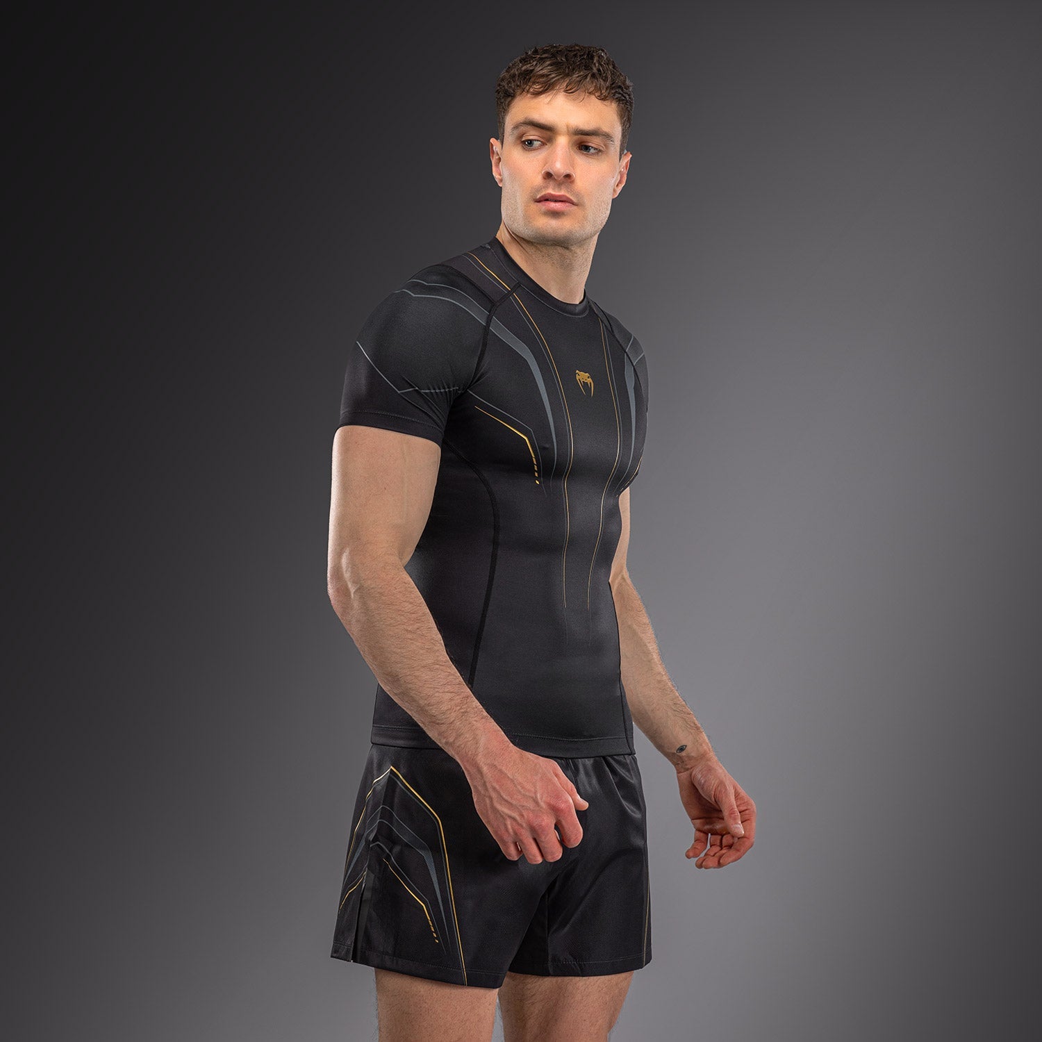 Venum Streamline Short Sleeve Rashguard