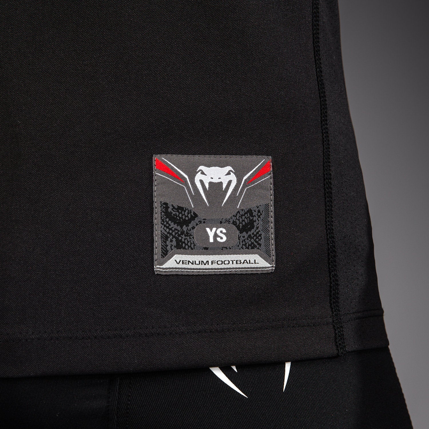 Venum Elite Kids Football Sleeveless Compression Jersey