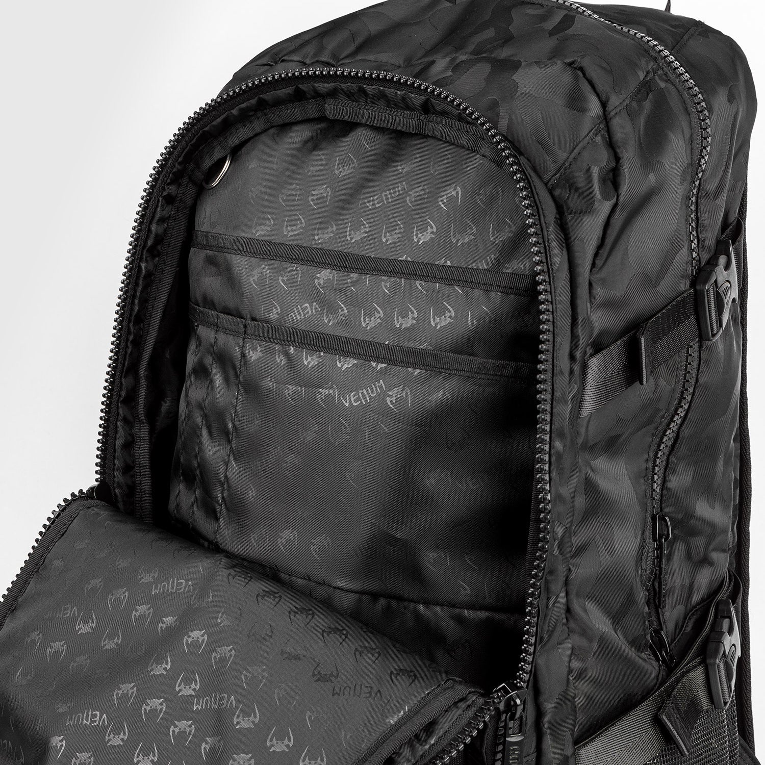Venum Challenger Pro BackPack (20-25L)