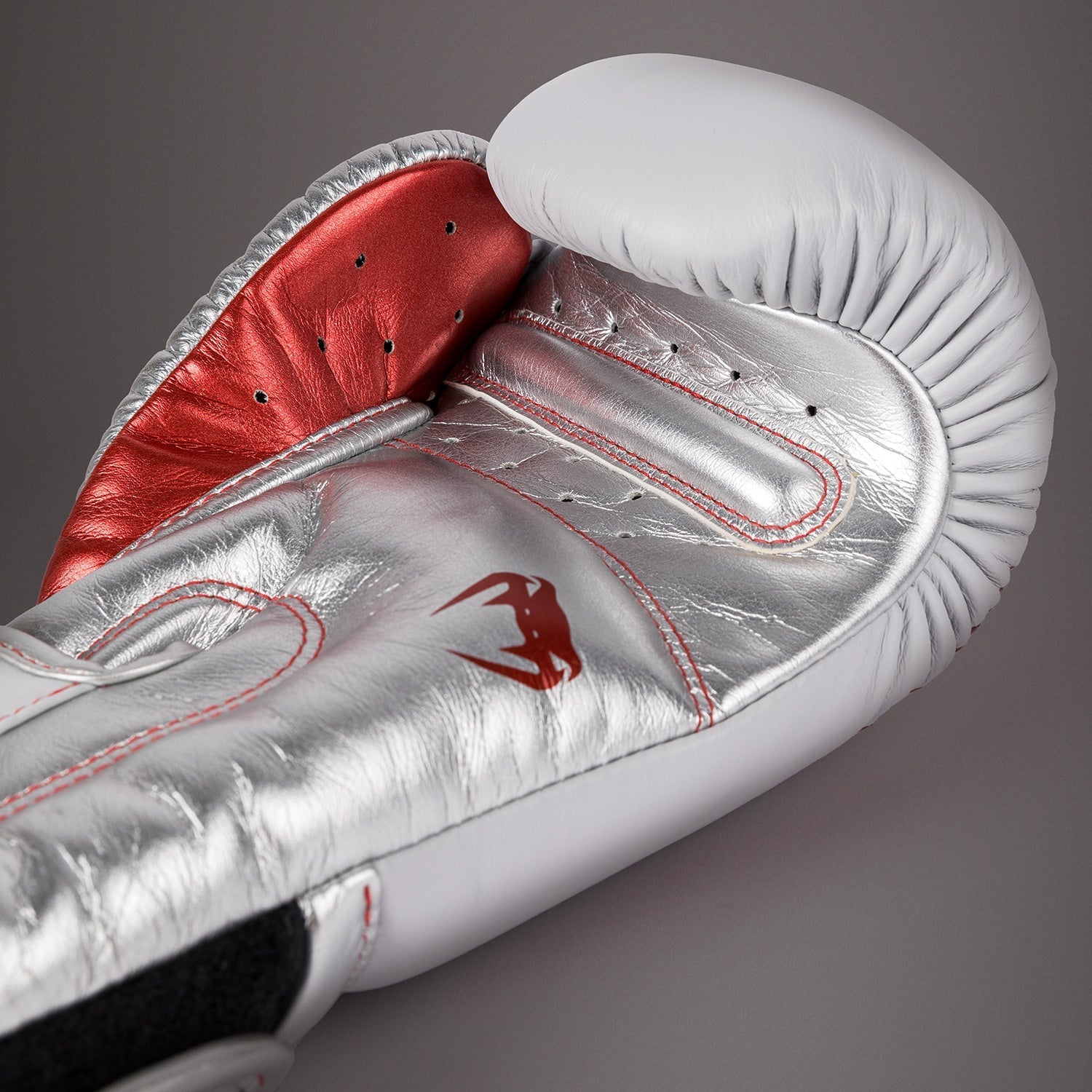 Venum Giant 3.0 Boxing Gloves - Special Edition