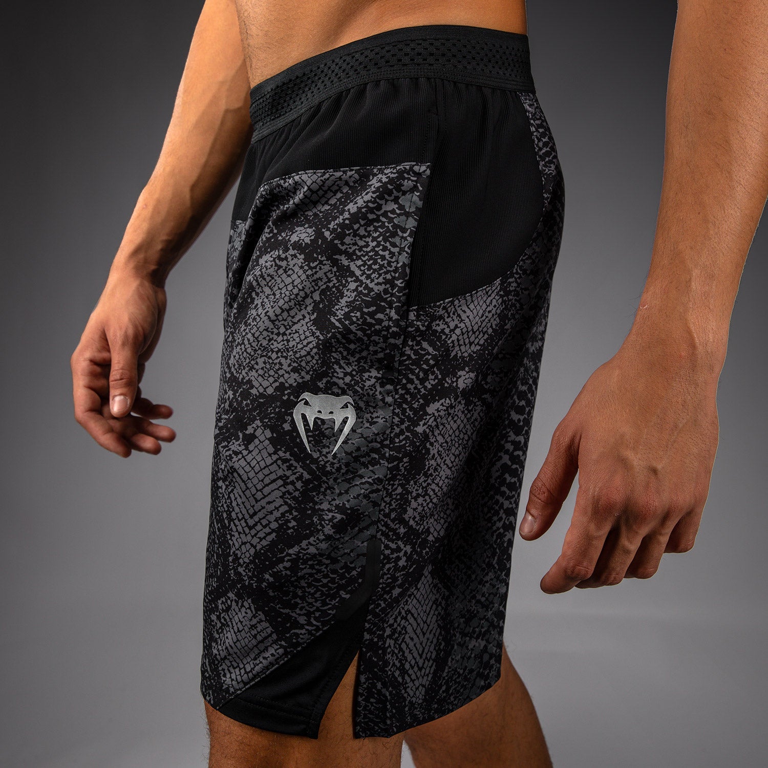 Venum G-Fit Scales Training Shorts