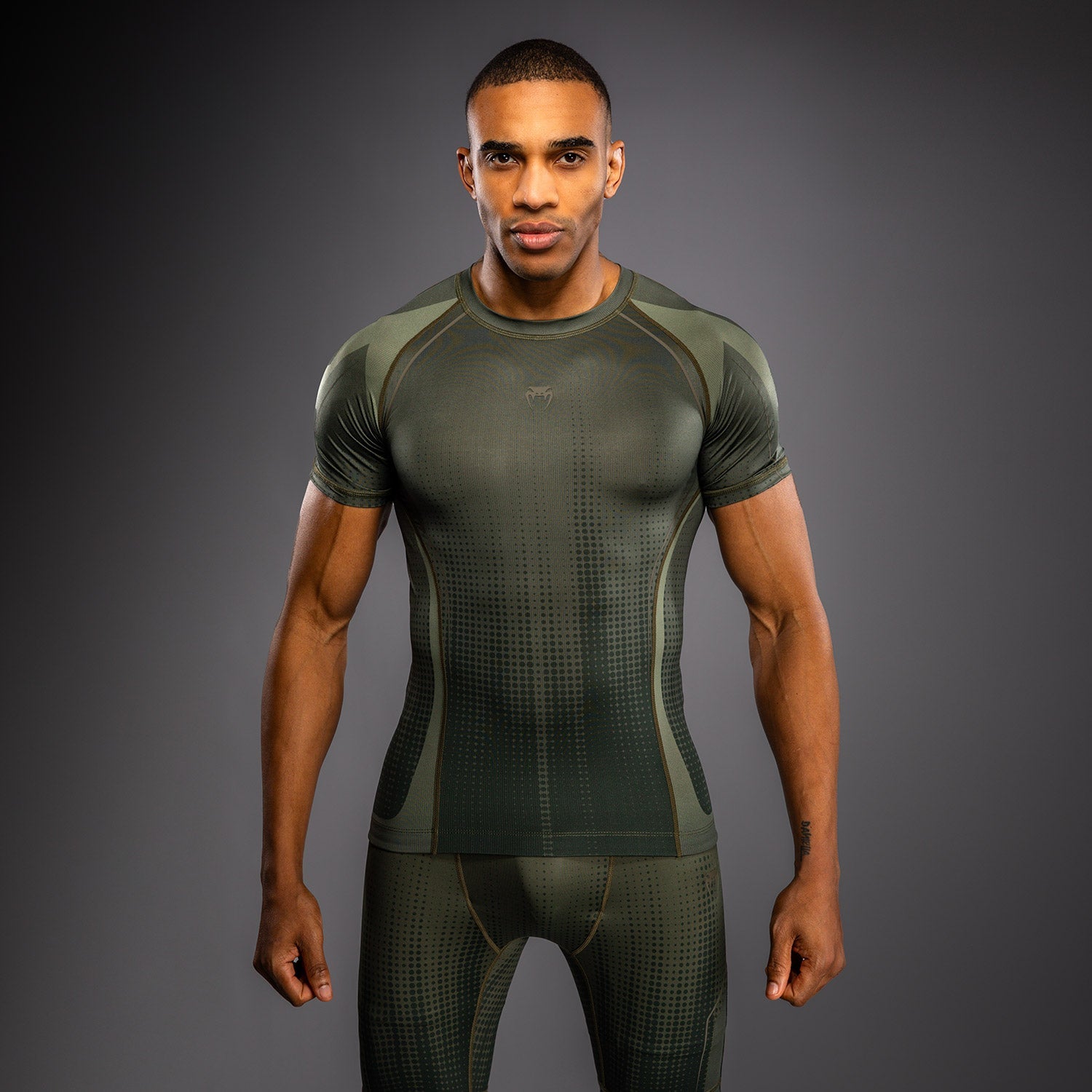 Venum Stealth Short Sleeve Rashguard
