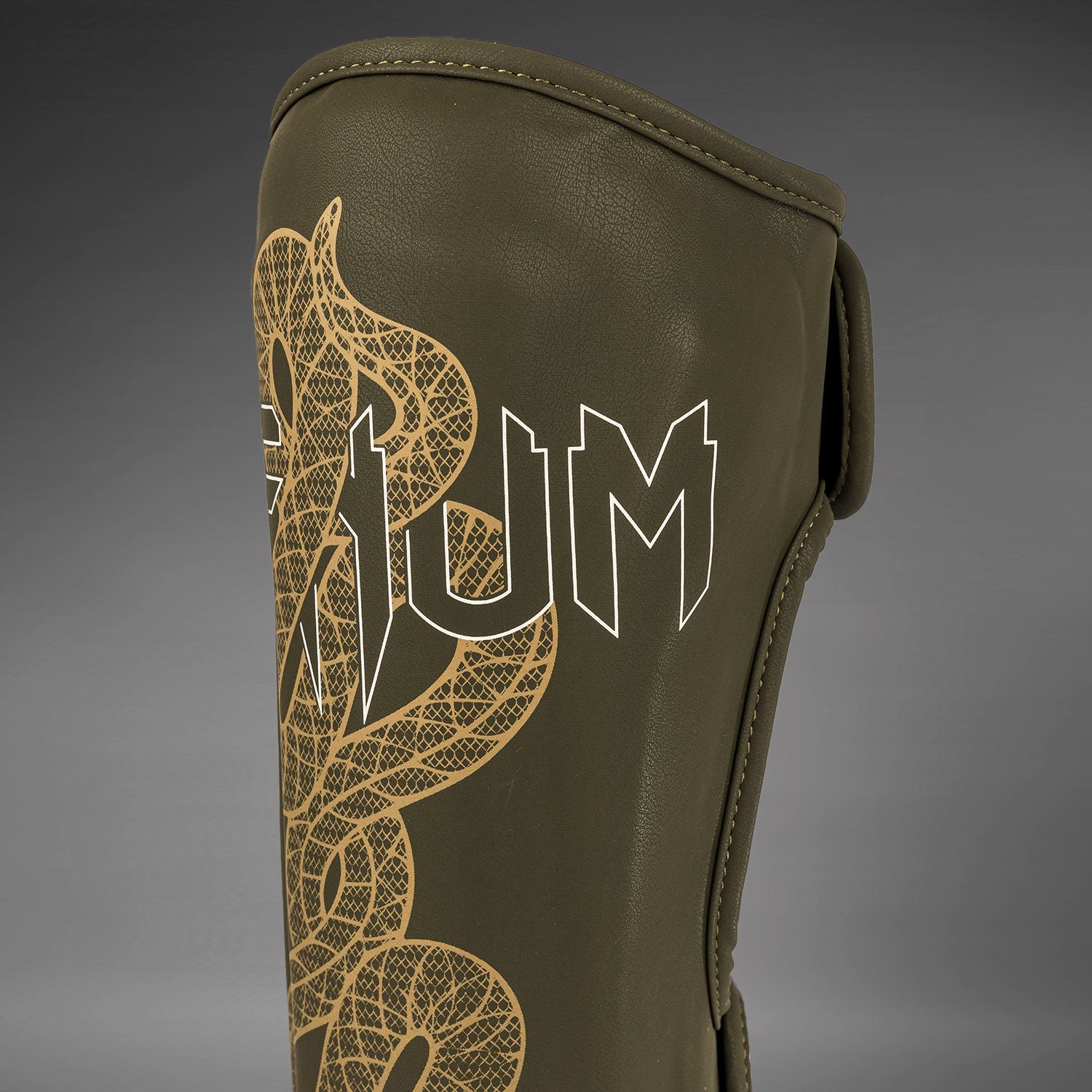 Venum Serpenti Shin Guards