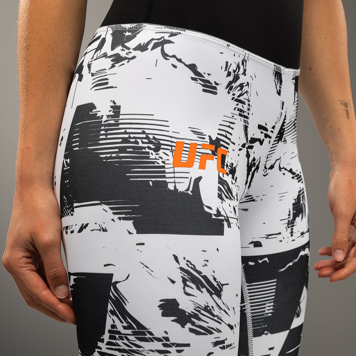 Women's UFC Zenith by Venum White Authentic Fight Week Leggings  product-type_Leggings Venum