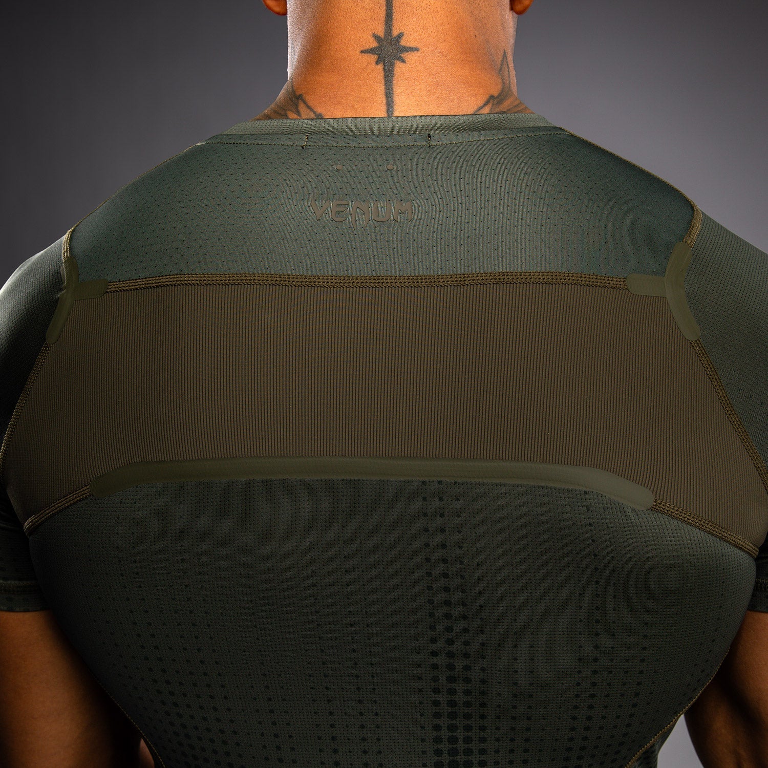 Venum Stealth Short Sleeve Rashguard