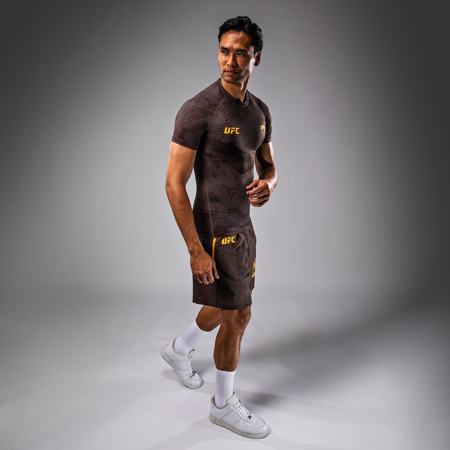 UFC Fusion by Venum Fight Week Men's Performance Short Sleeve Rashguard