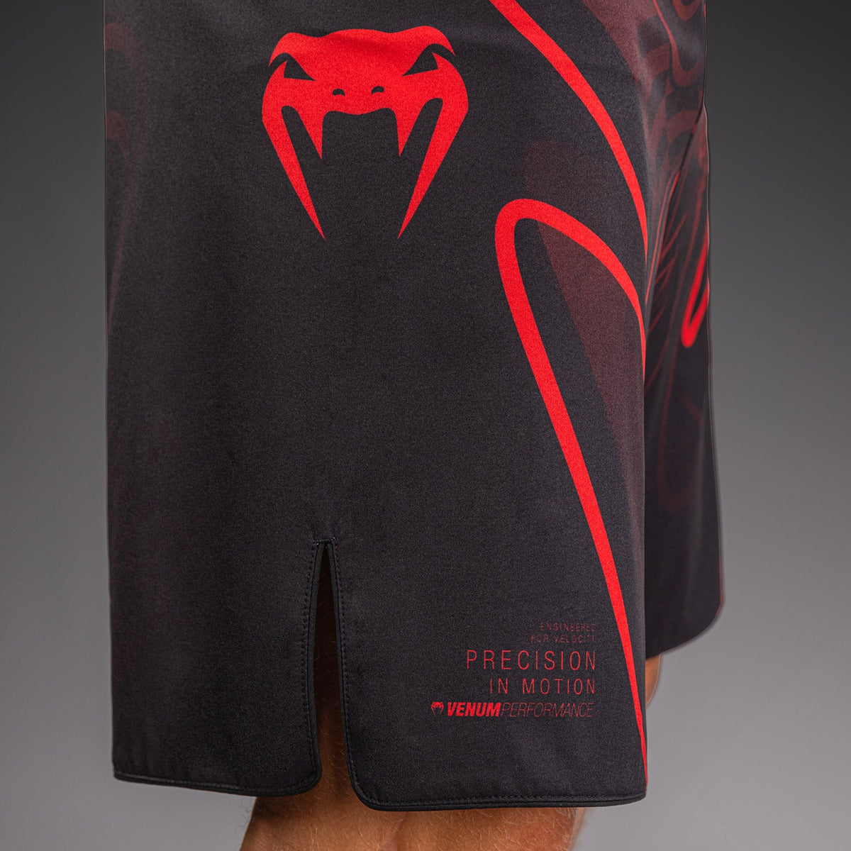 Venum Crimson Viper 2.0 Fightshorts