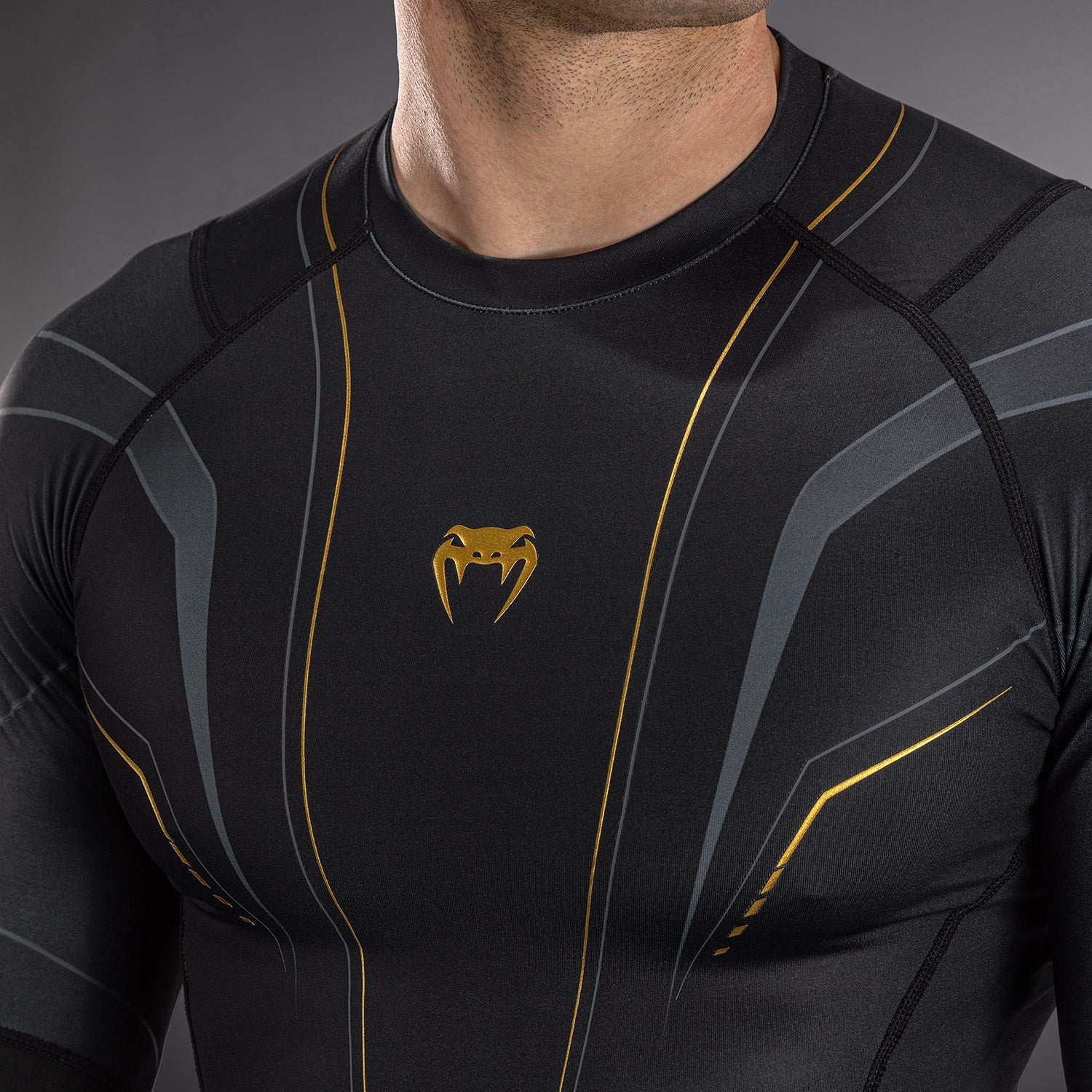 Venum Streamline Long Sleeve Rashguard