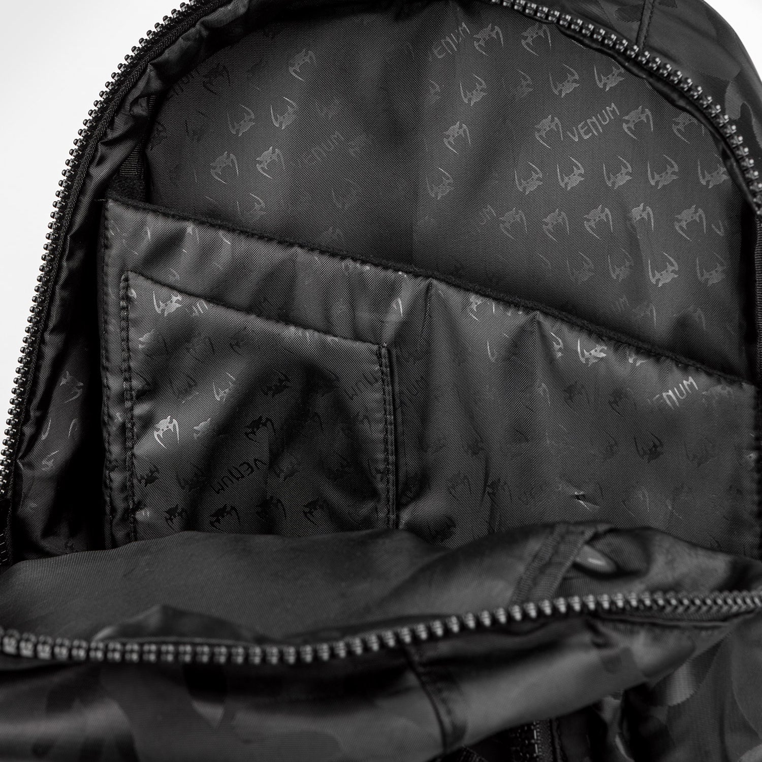 Venum Challenger Pro BackPack (20-25L)