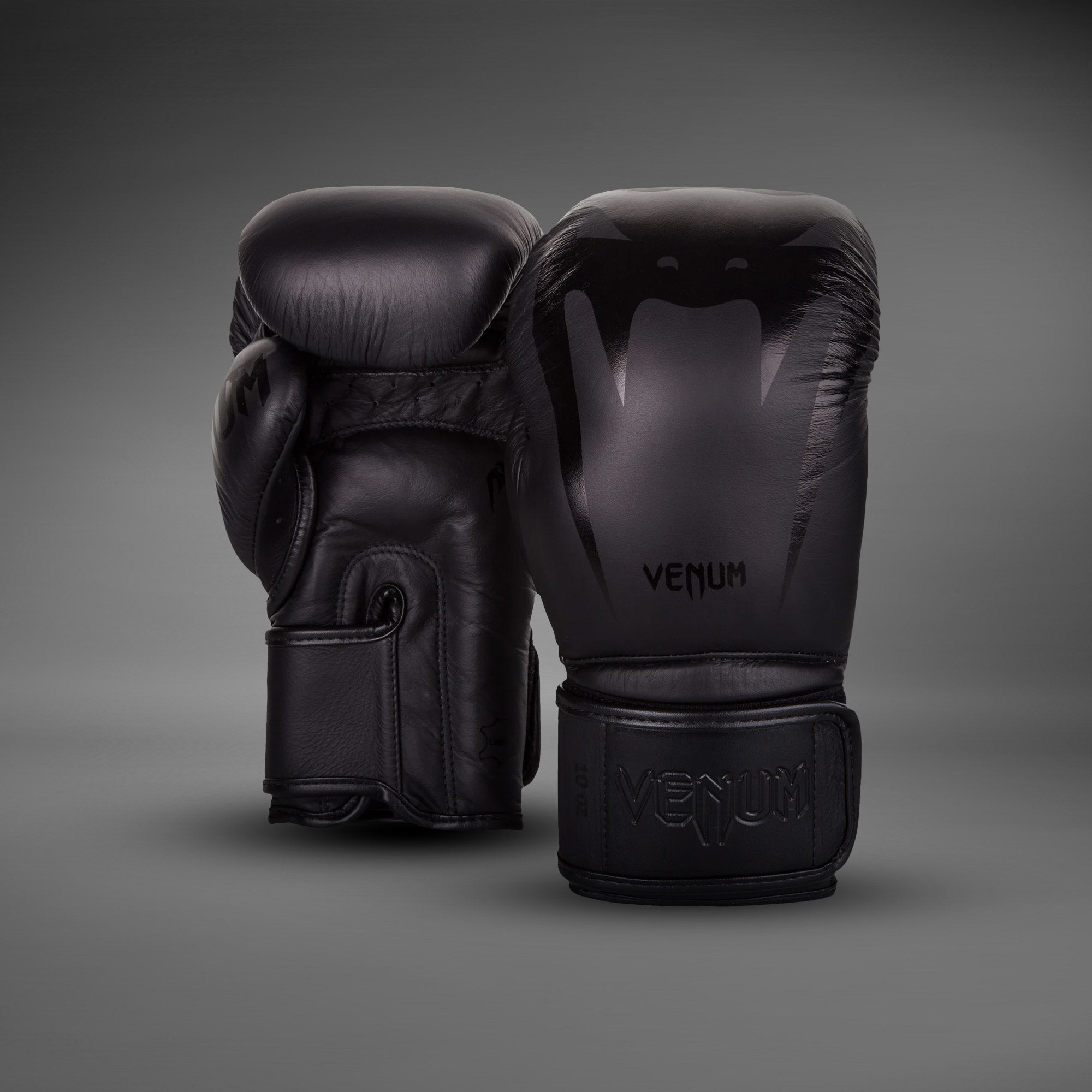 Venum Giant 3.0 Boxing Gloves - Nappa Leather