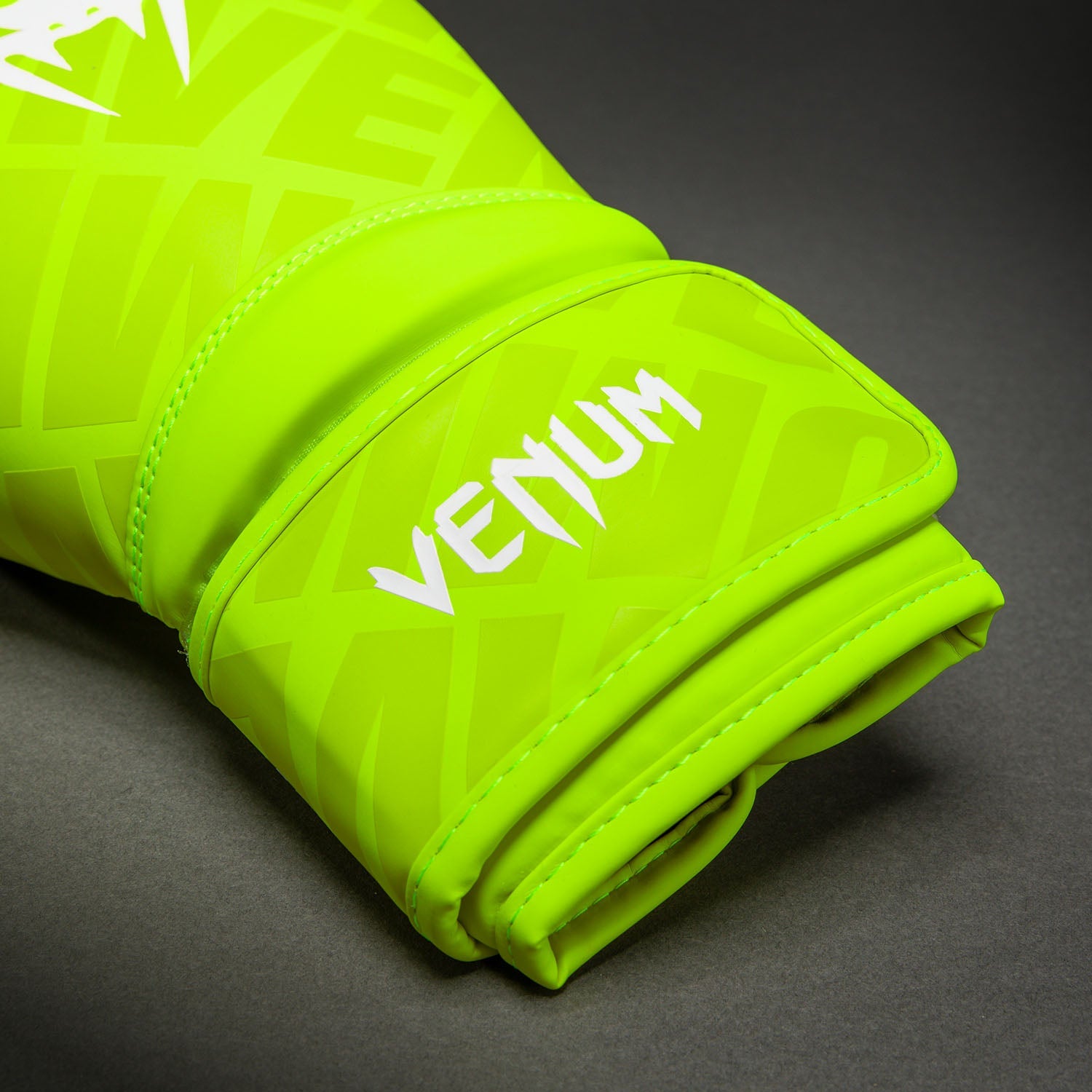 Venum Contender 1.5 XT 3D Boxing Gloves