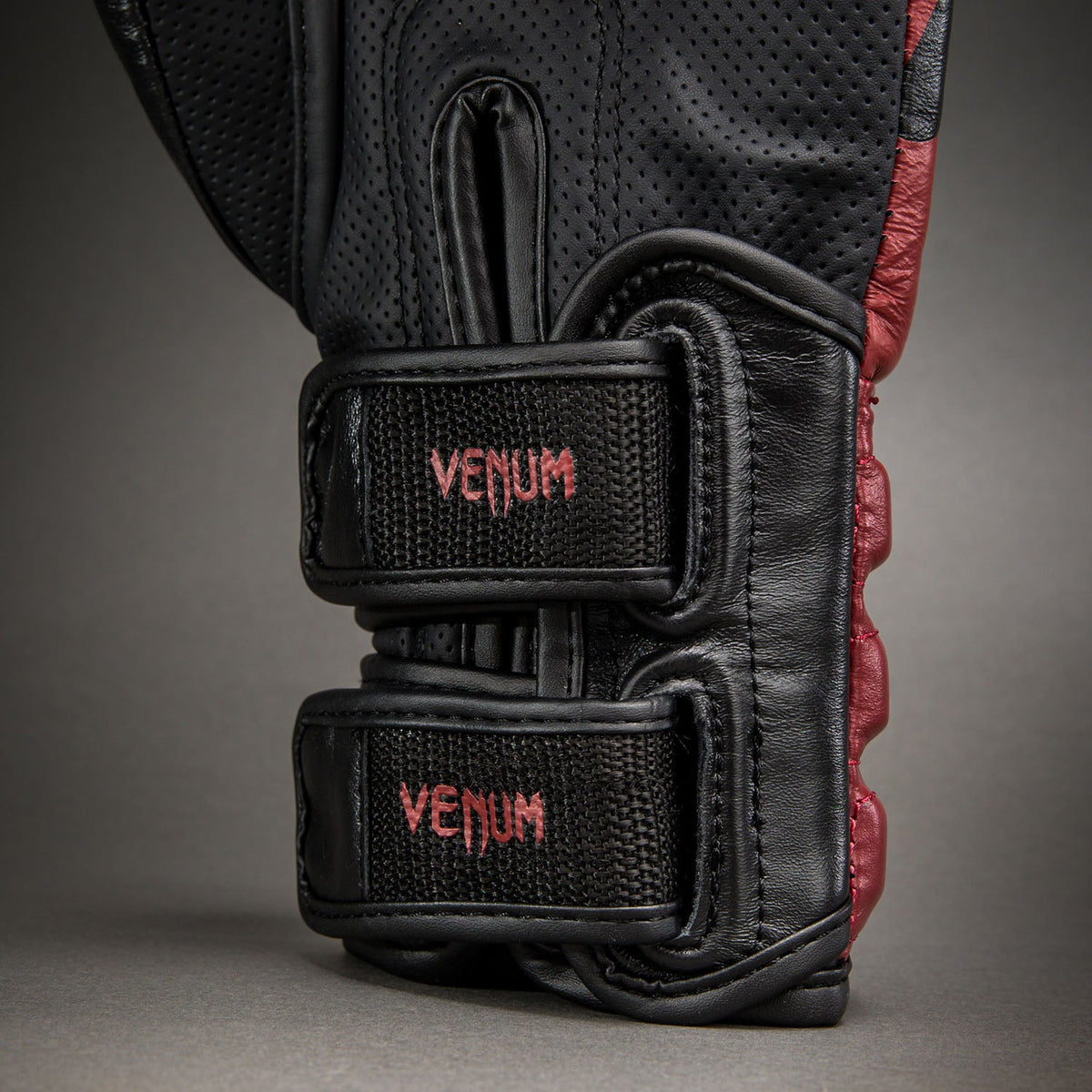 Venum Reverso Boxing Gloves