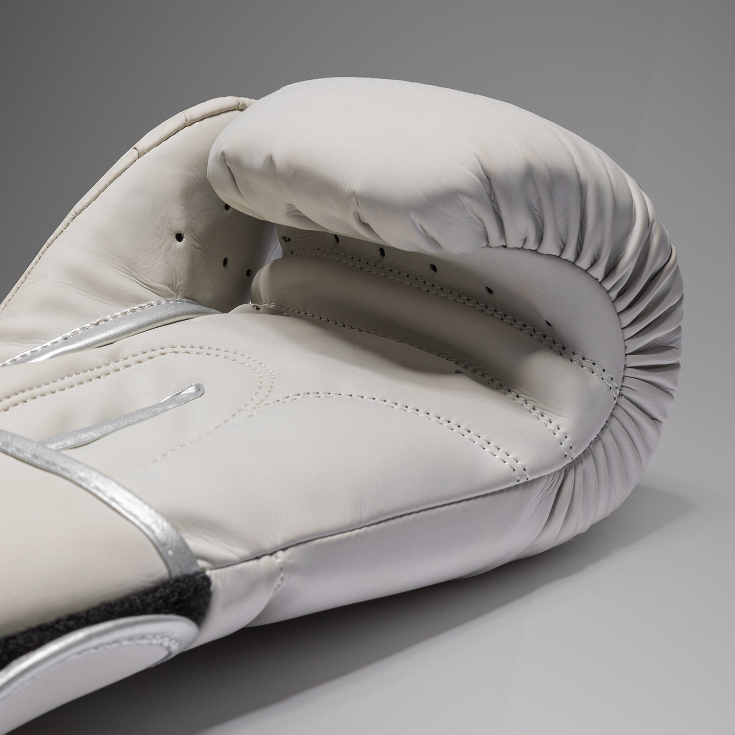 Venum Contender 1.5 Boxing Gloves