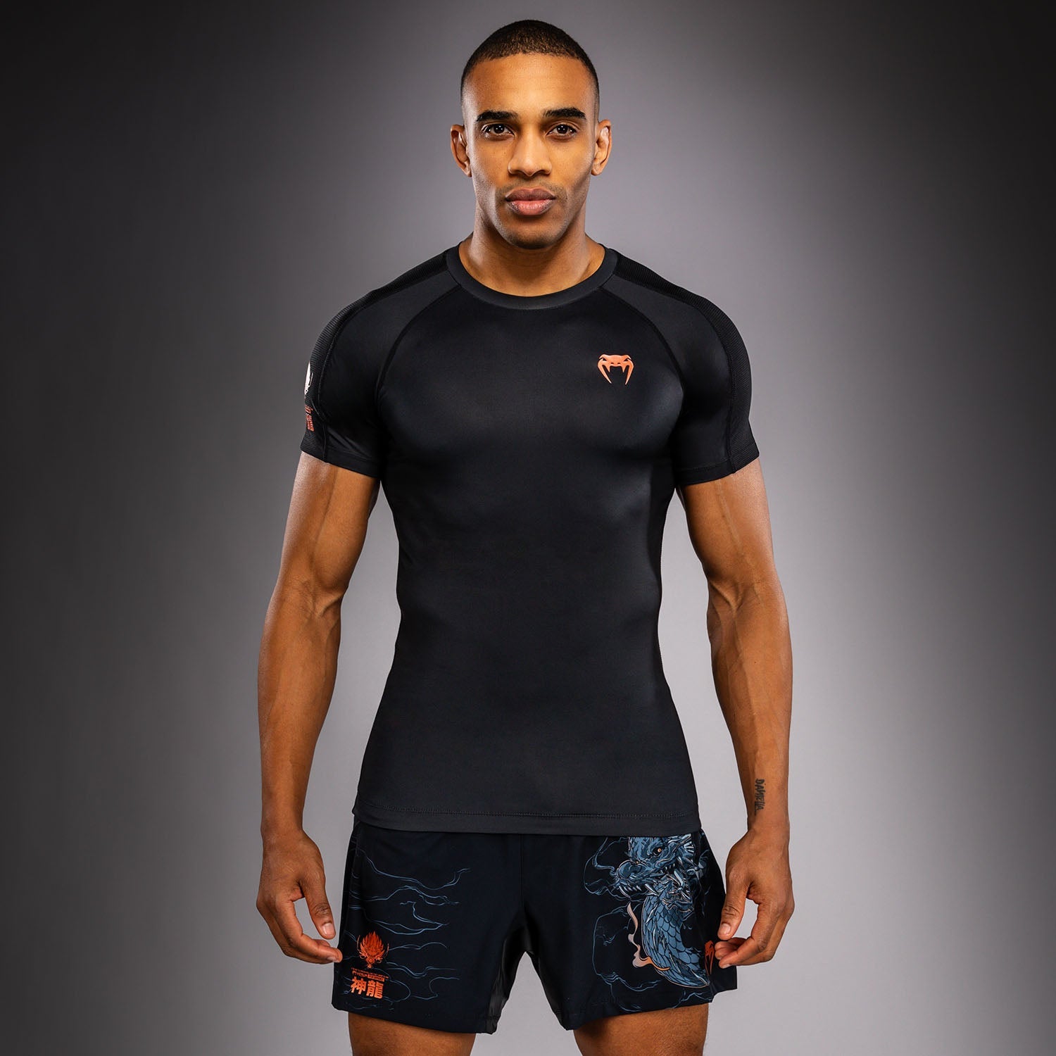 Venum Thunder Dragon Short Sleeves Rashguard