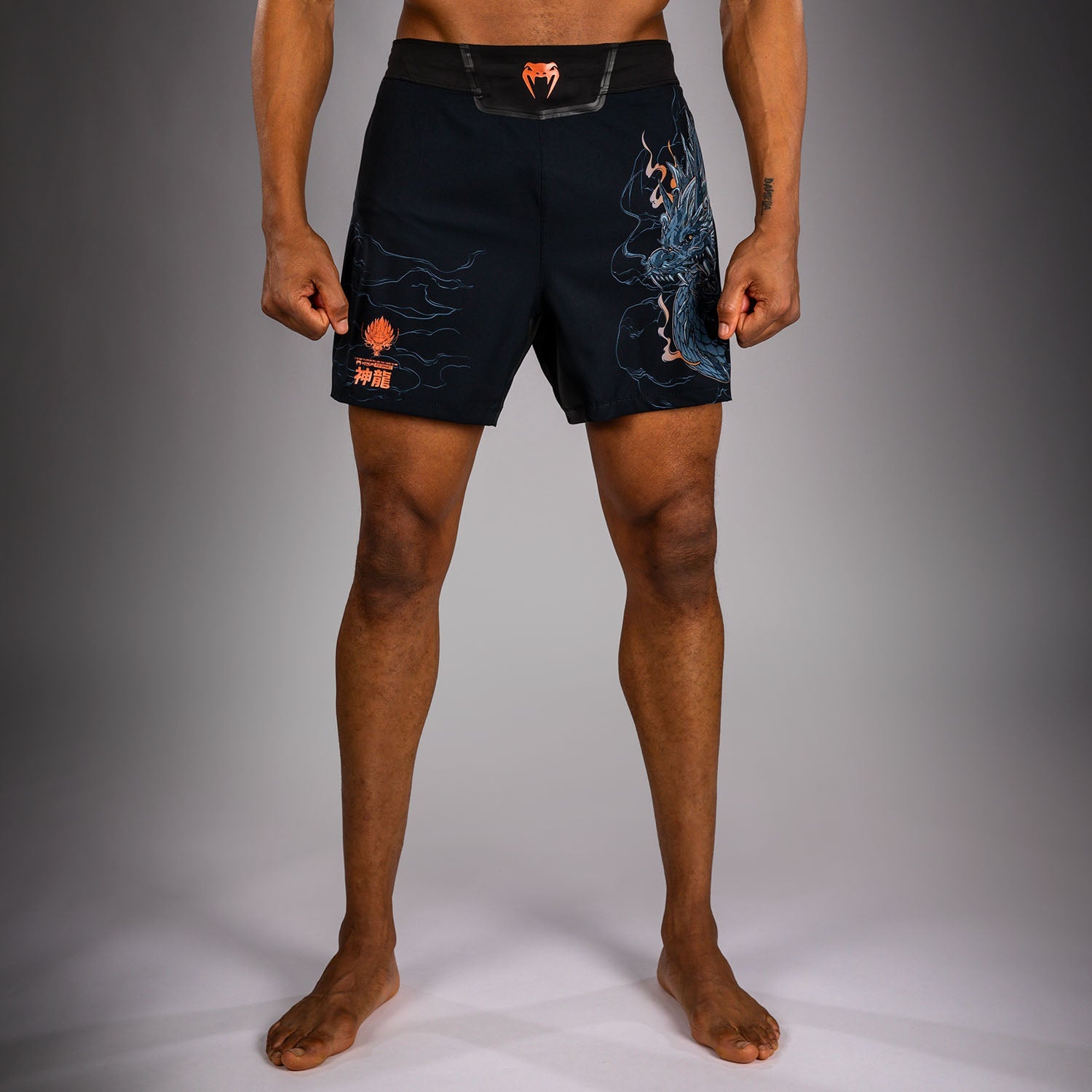 Venum Thunder Dragon Fightshorts