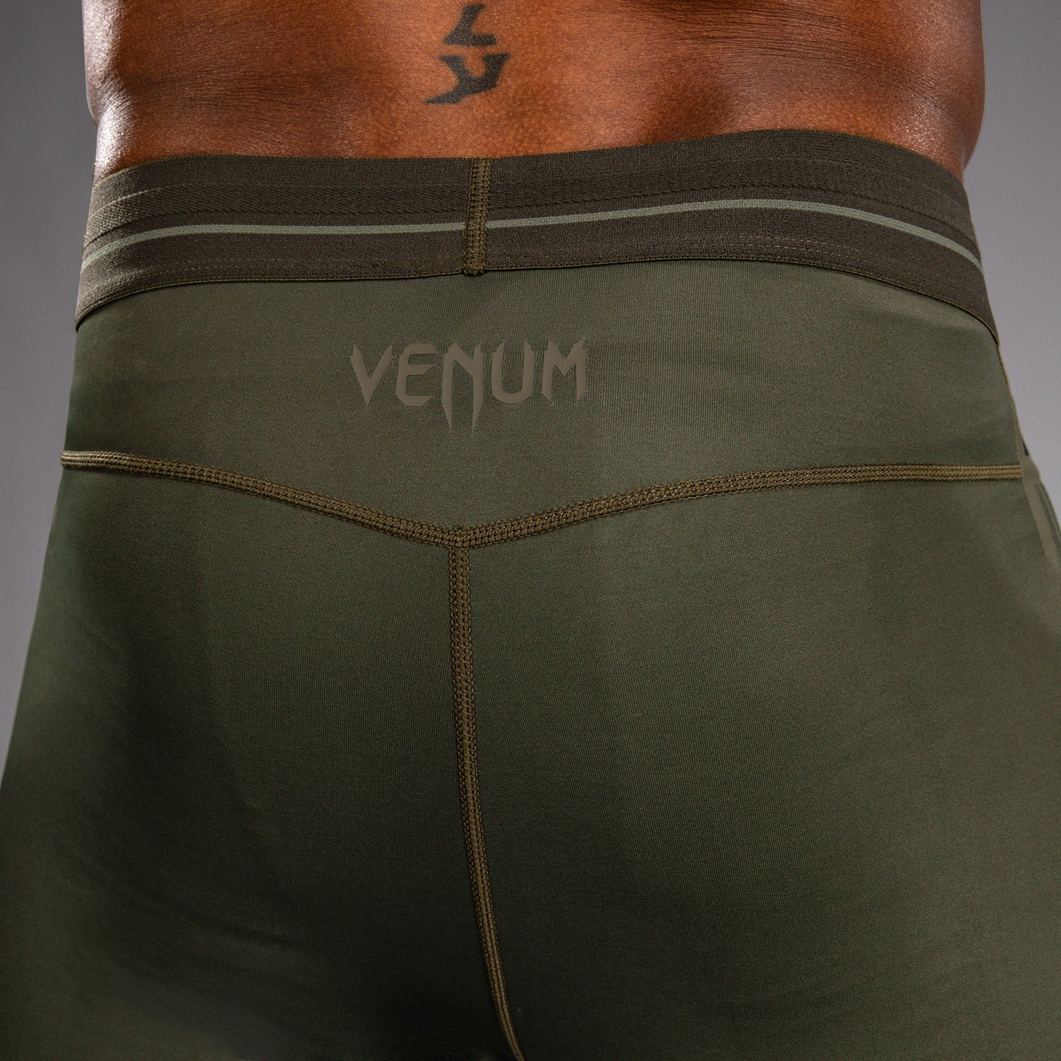 Venum Stealth Spats