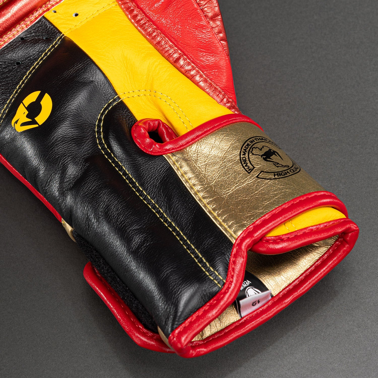 Venum Giant 3.0 Boxing Gloves - Nappa Leather