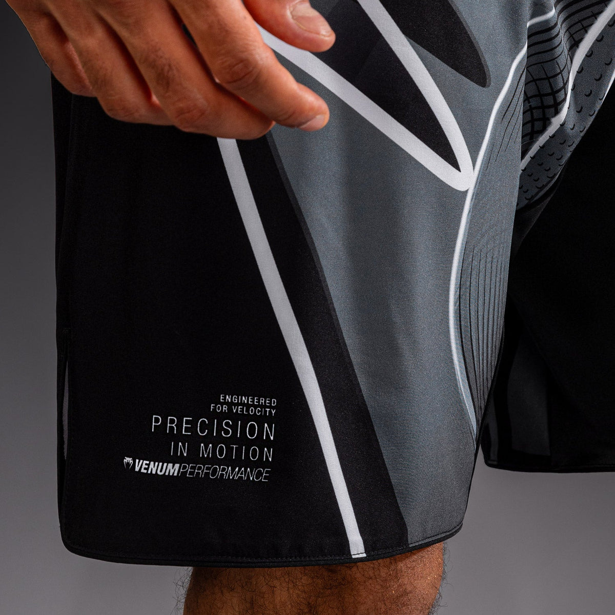 Venum Crimson Viper 2.0 Fightshorts