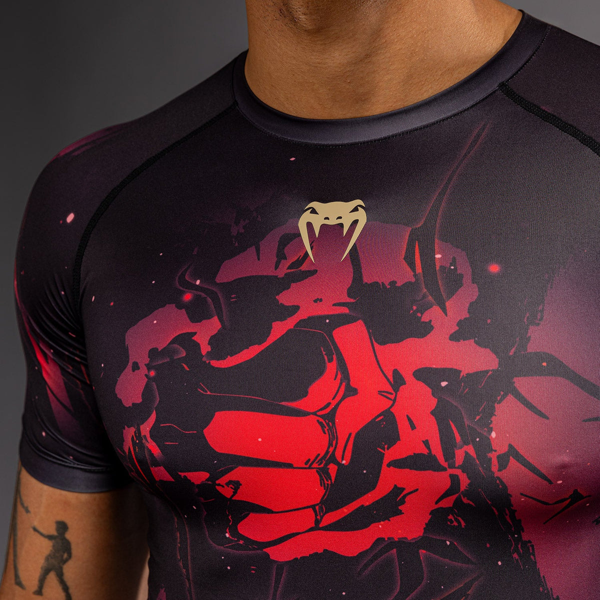 Jujutsu Kaisen x Venum  Short Sleeve Rashguard