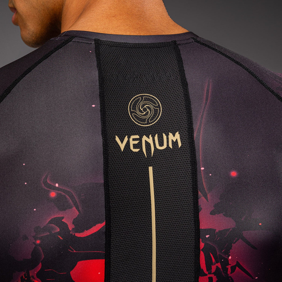 Jujutsu Kaisen x Venum  Short Sleeve Rashguard