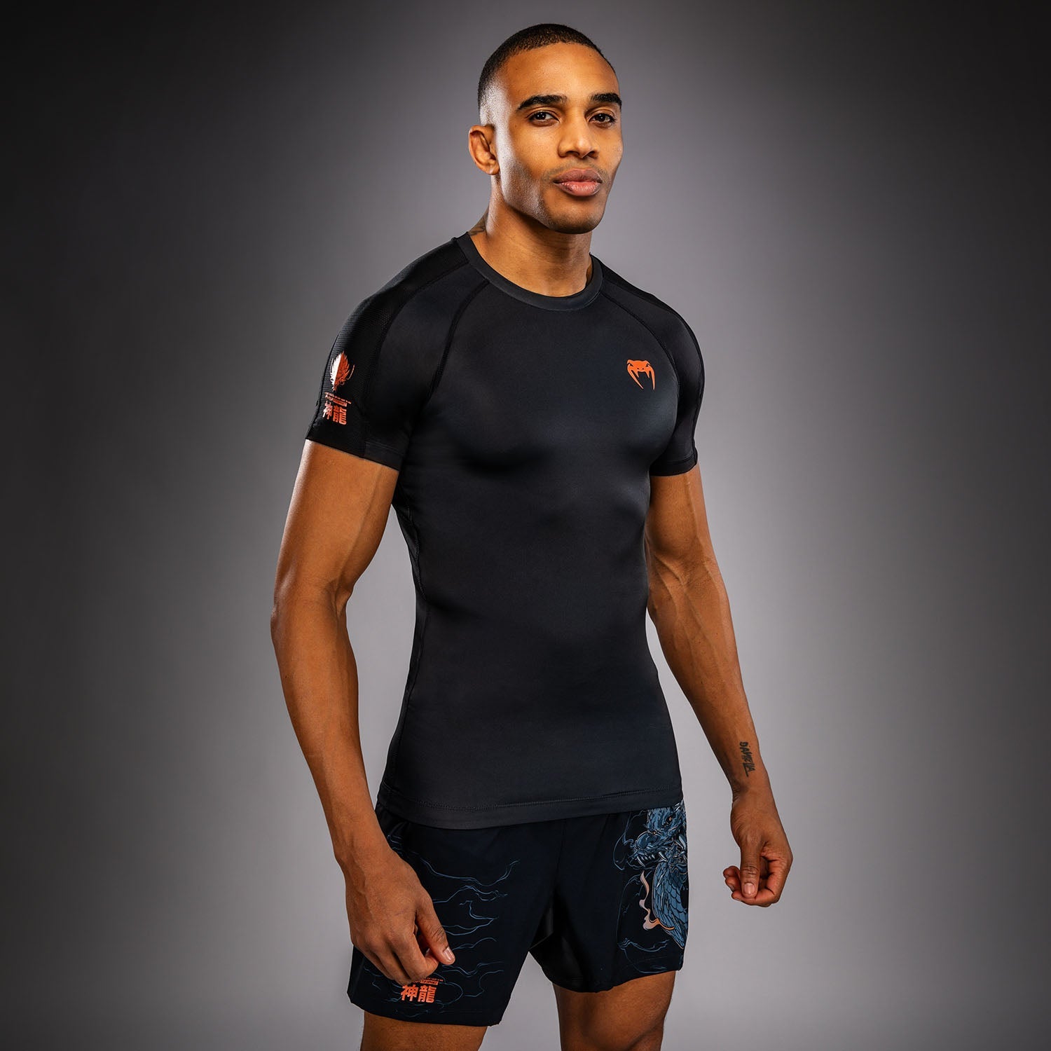 Venum Thunder Dragon Short Sleeves Rashguard