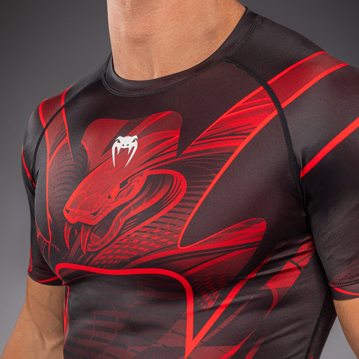Venum Crimson Viper 2.0 Short Sleeve Rashguard