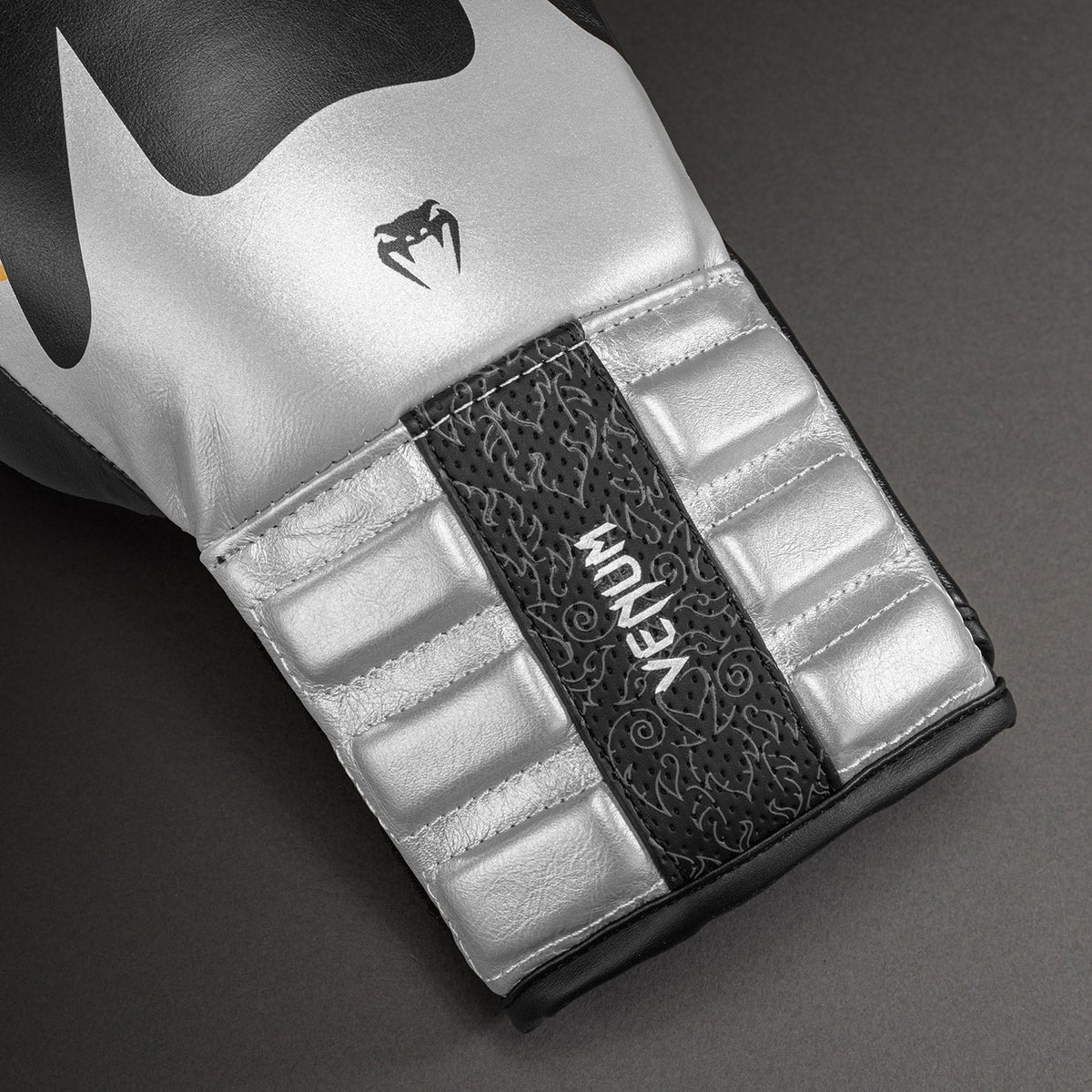 Venum Reverso Boxing Gloves