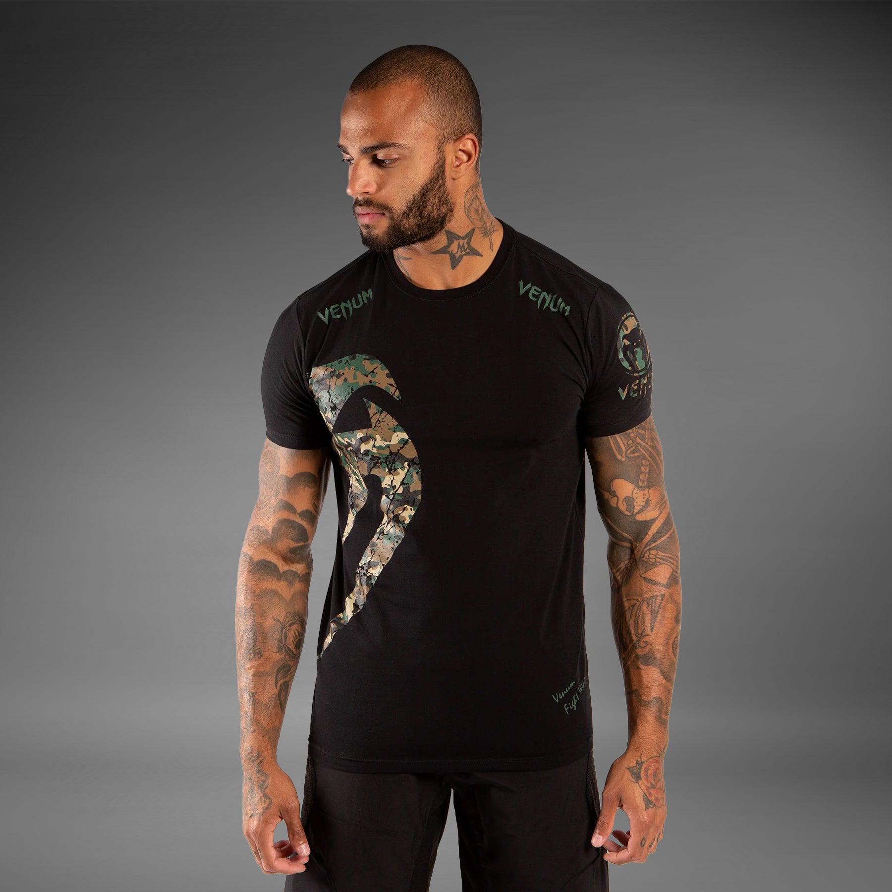Venum Original Giant T-Shirt