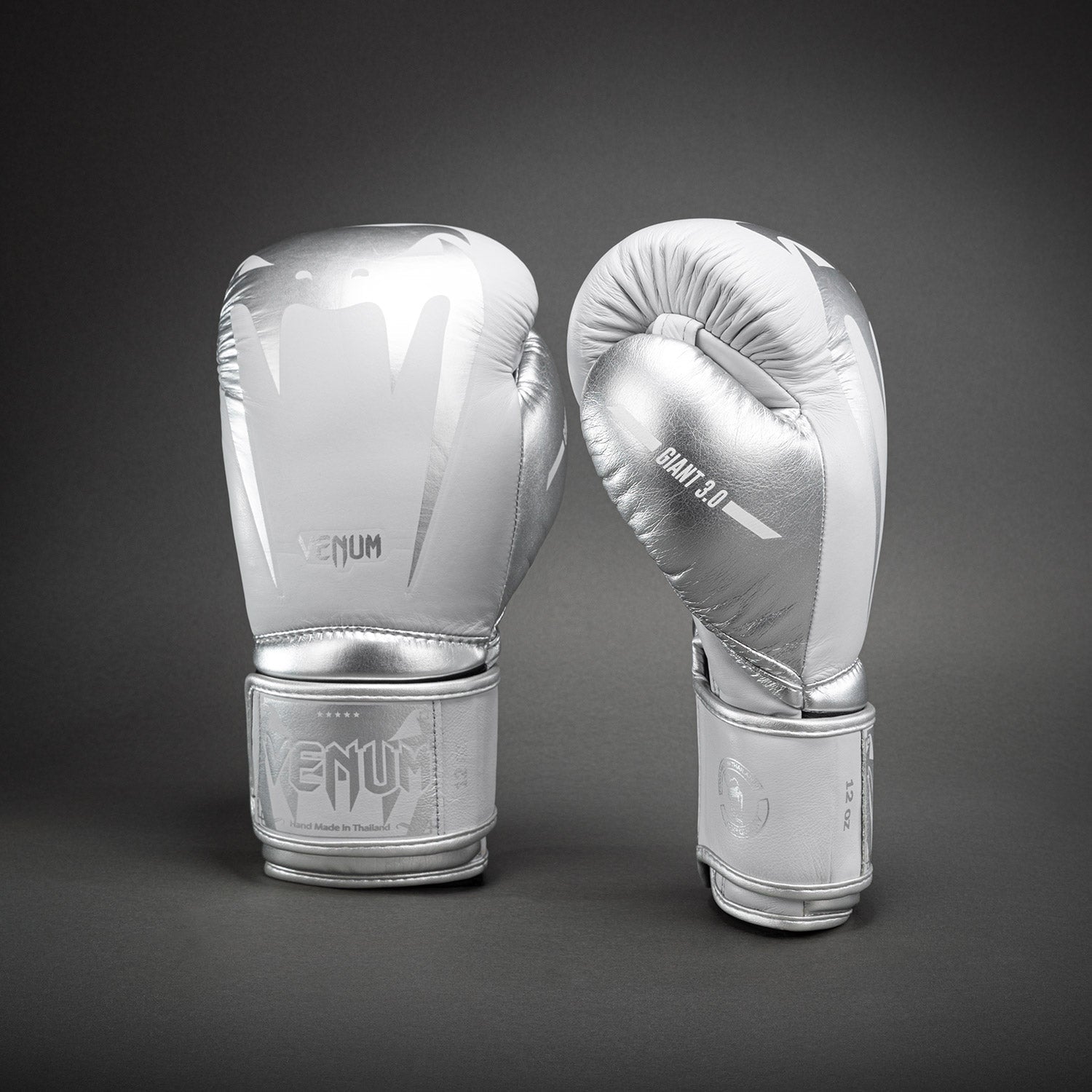 Venum Giant 3.0 Boxing Gloves - Nappa Leather