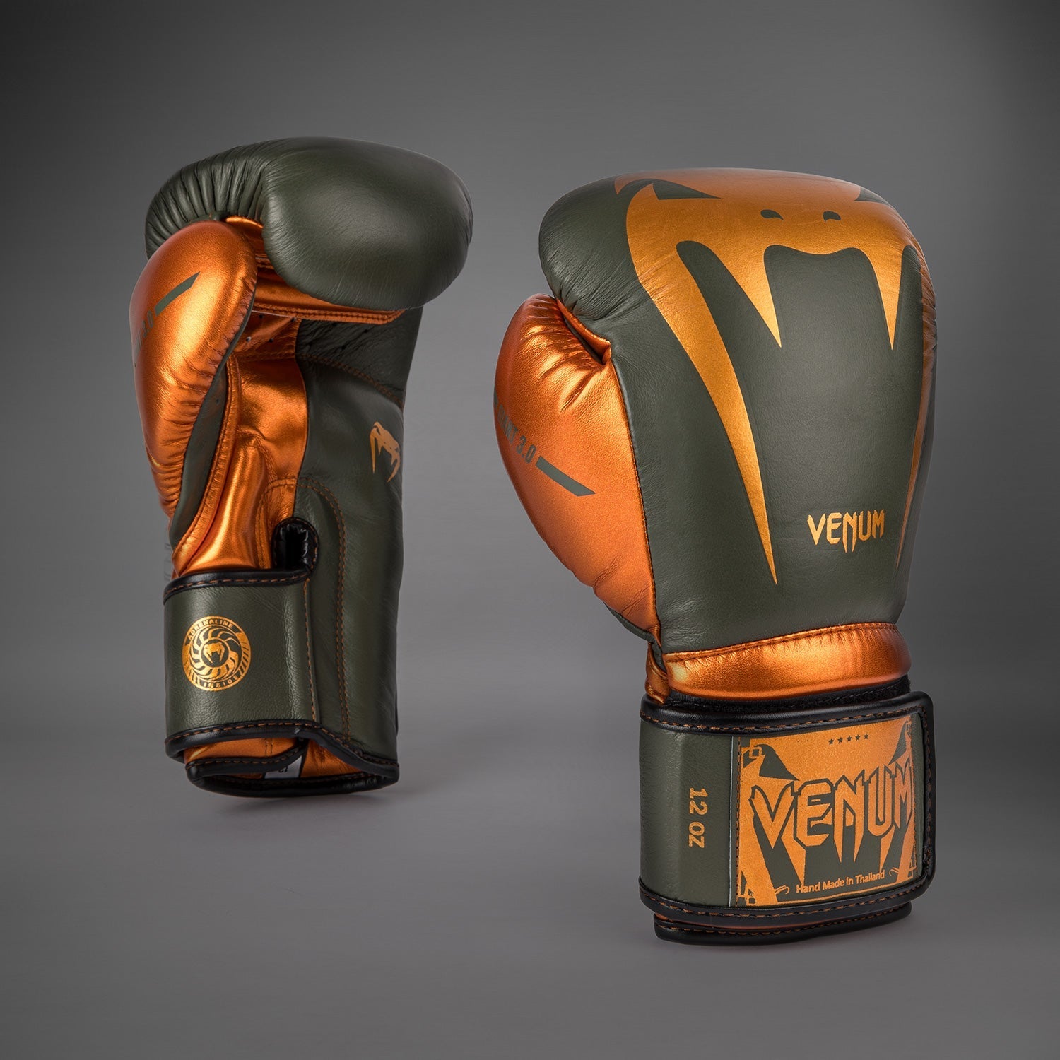 Venum Giant 3.0 Boxing Gloves - Special Edition
