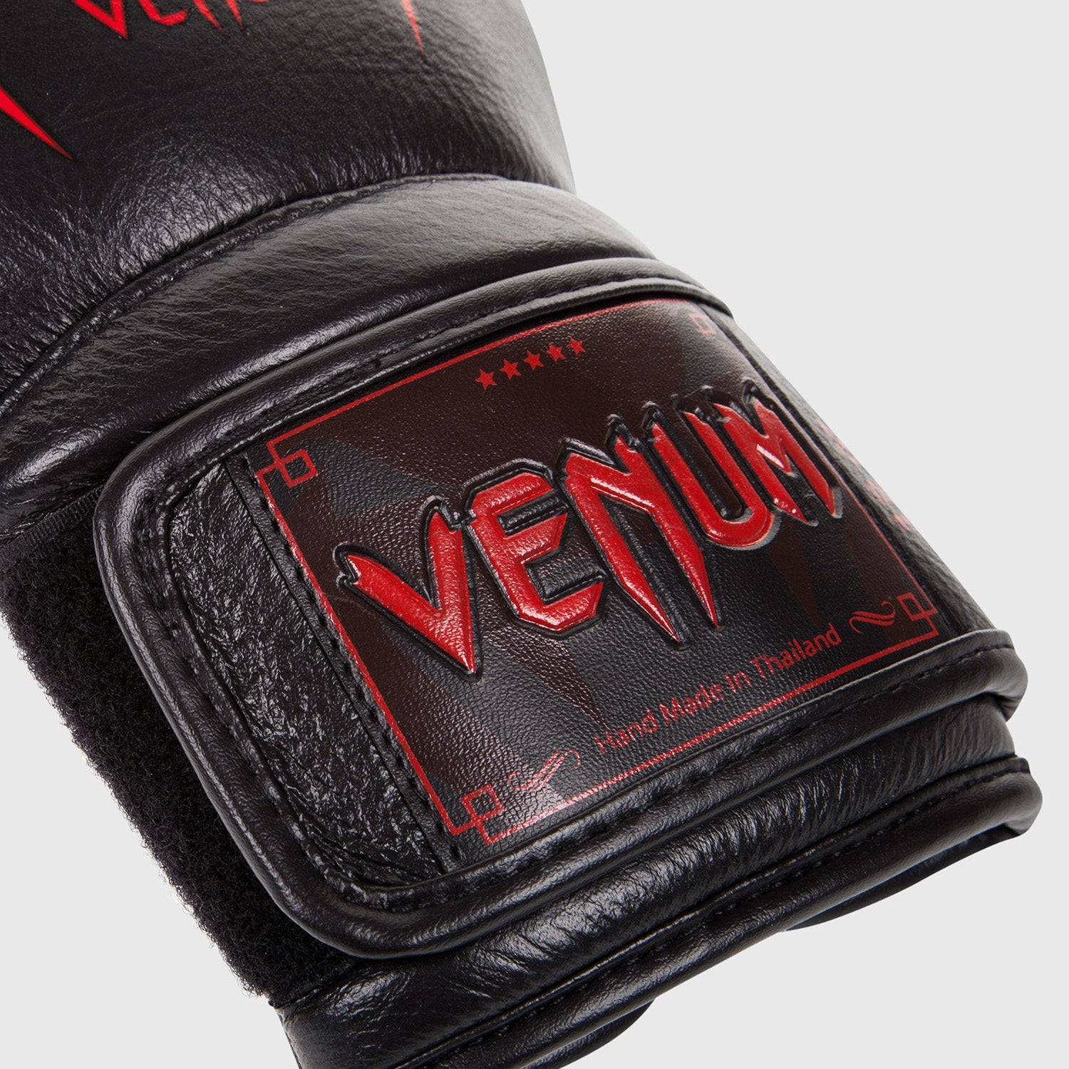 Venum Giant 3.0 Boxing Gloves - Nappa Leather