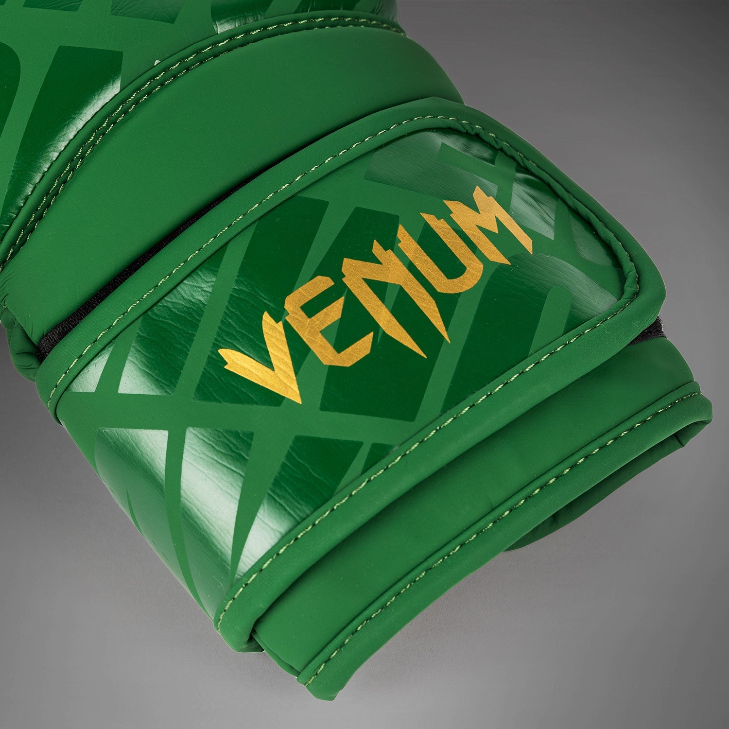 Venum Contender 1.5 XT Boxing Gloves