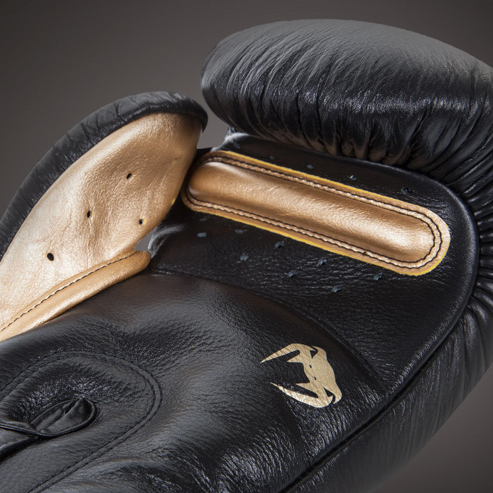 Venum Giant 3.0 Boxing Gloves - Nappa Leather