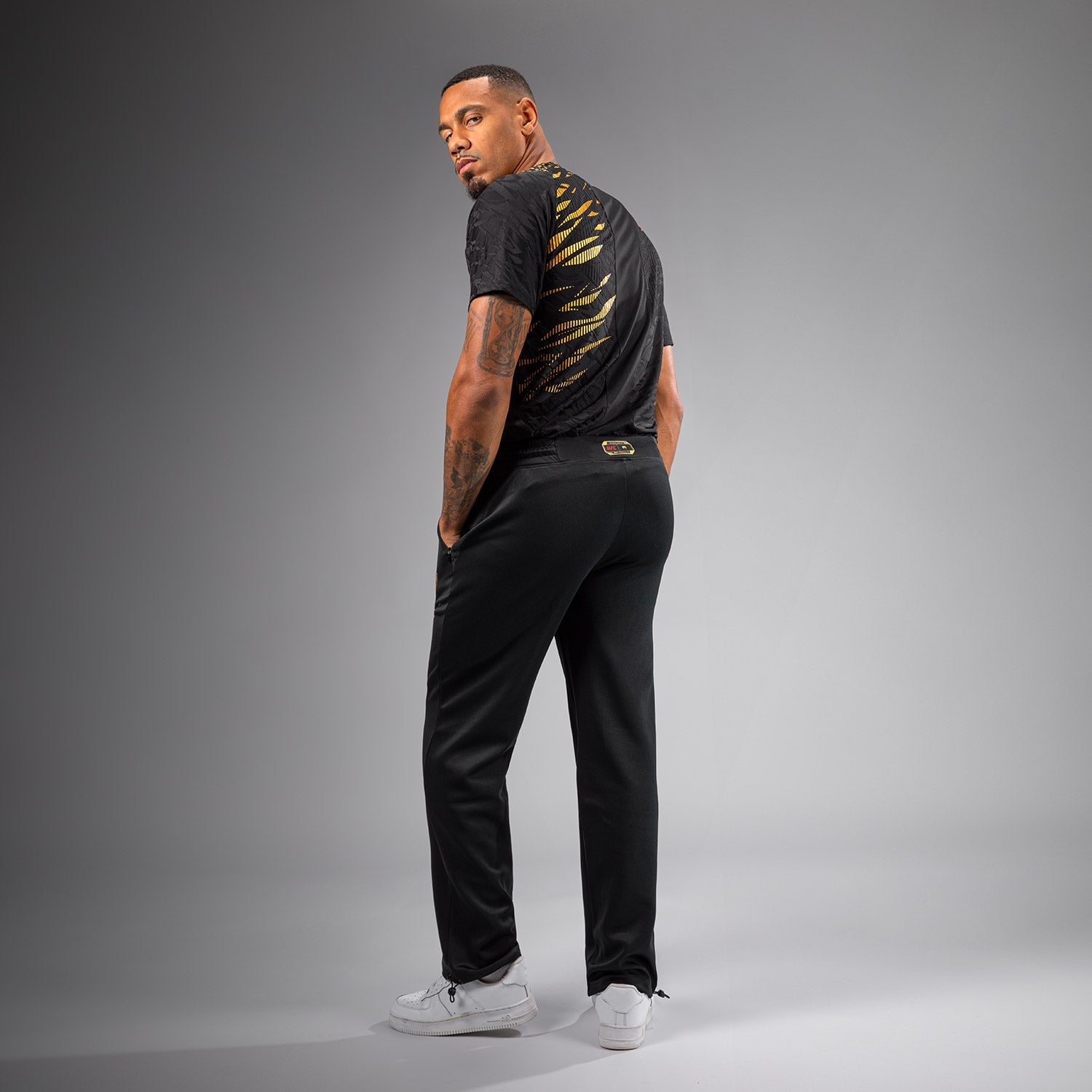 UFC Fusion by Venum Authentic Fight Night Men's Straight Leg Walkout Pant