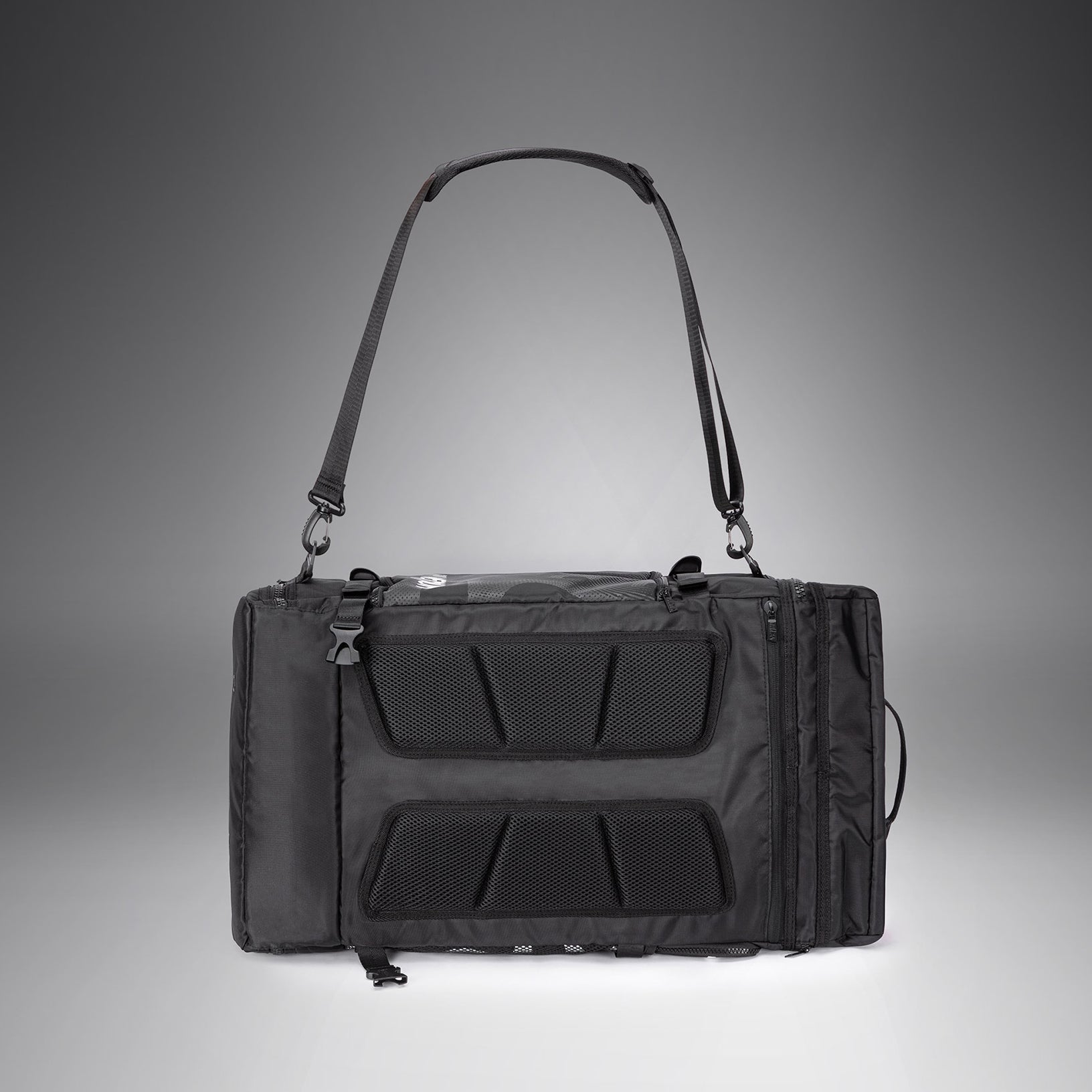 Venum Shockwave Convertible Sports Bag