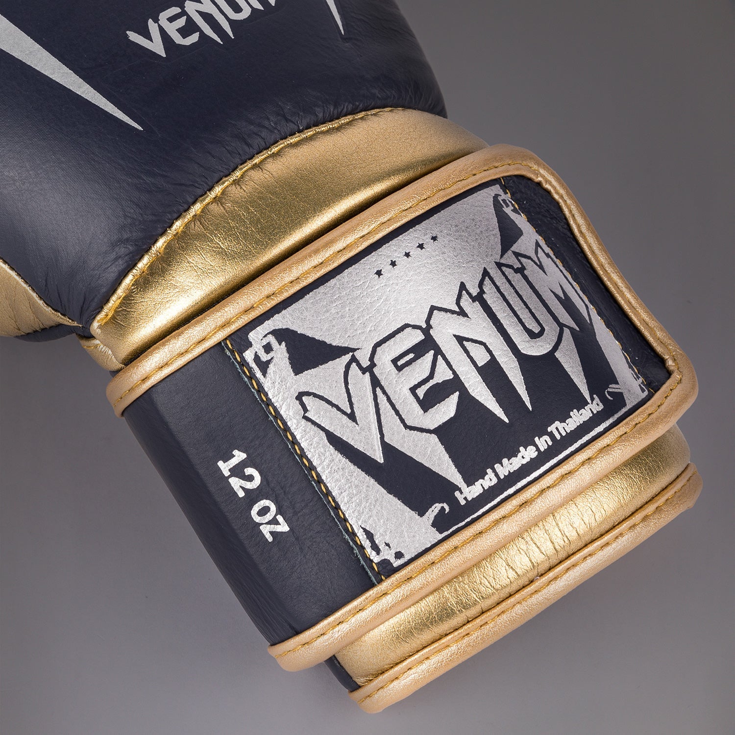 Venum Giant 3.0 Boxing Gloves - Special Edition