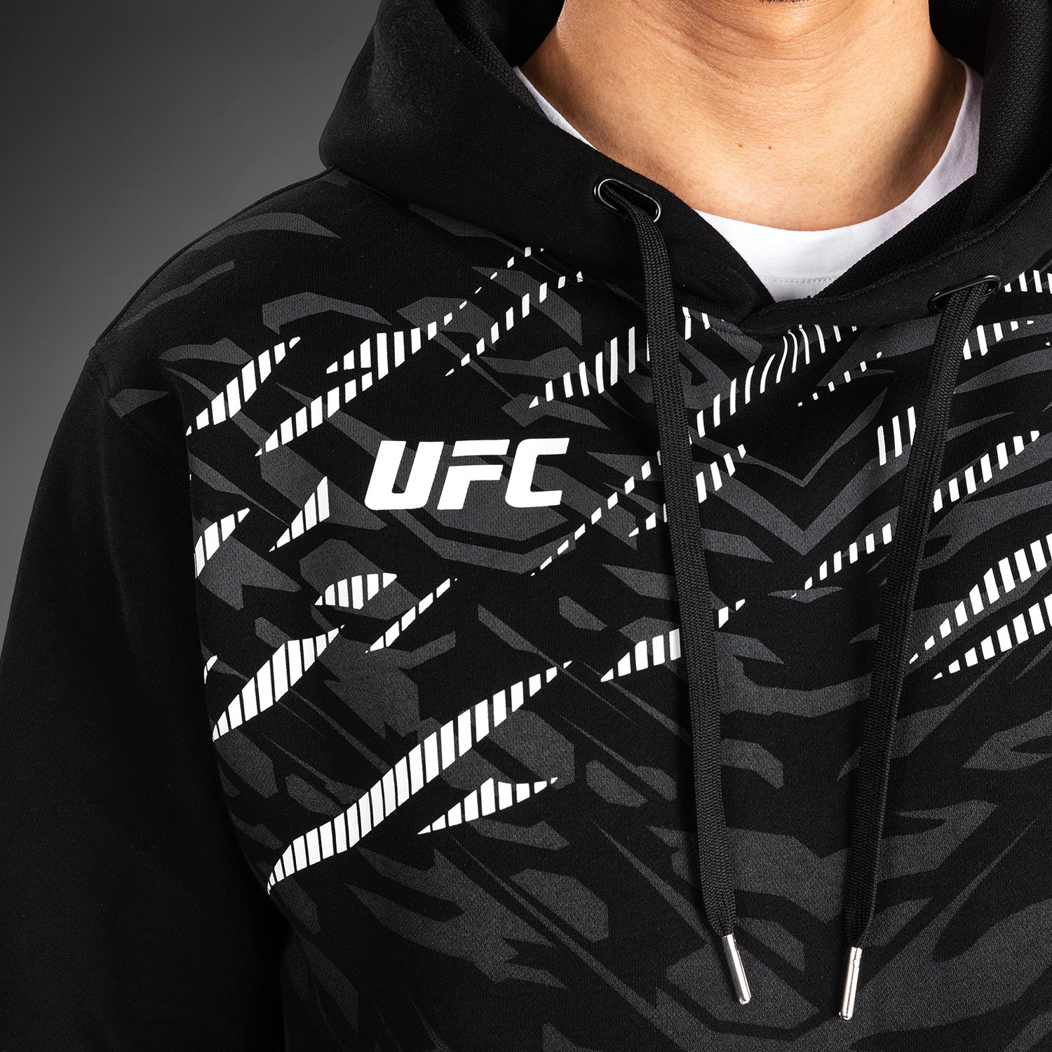 UFC Fusion by Venum Men's Replica Pullover Hoodie