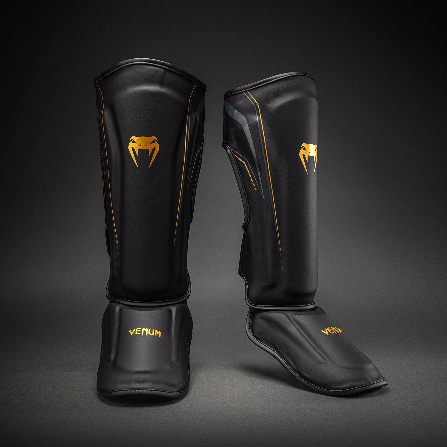 Venum Streamline Shin Guards