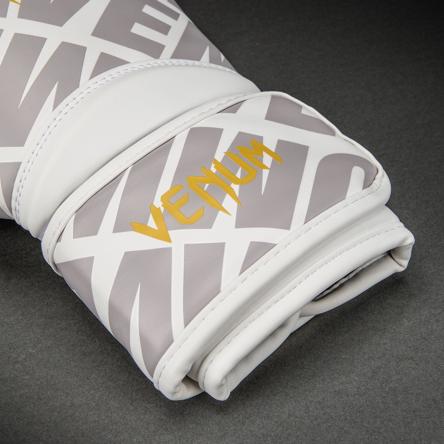 Venum Contender 1.5 XT 3D Boxing Gloves