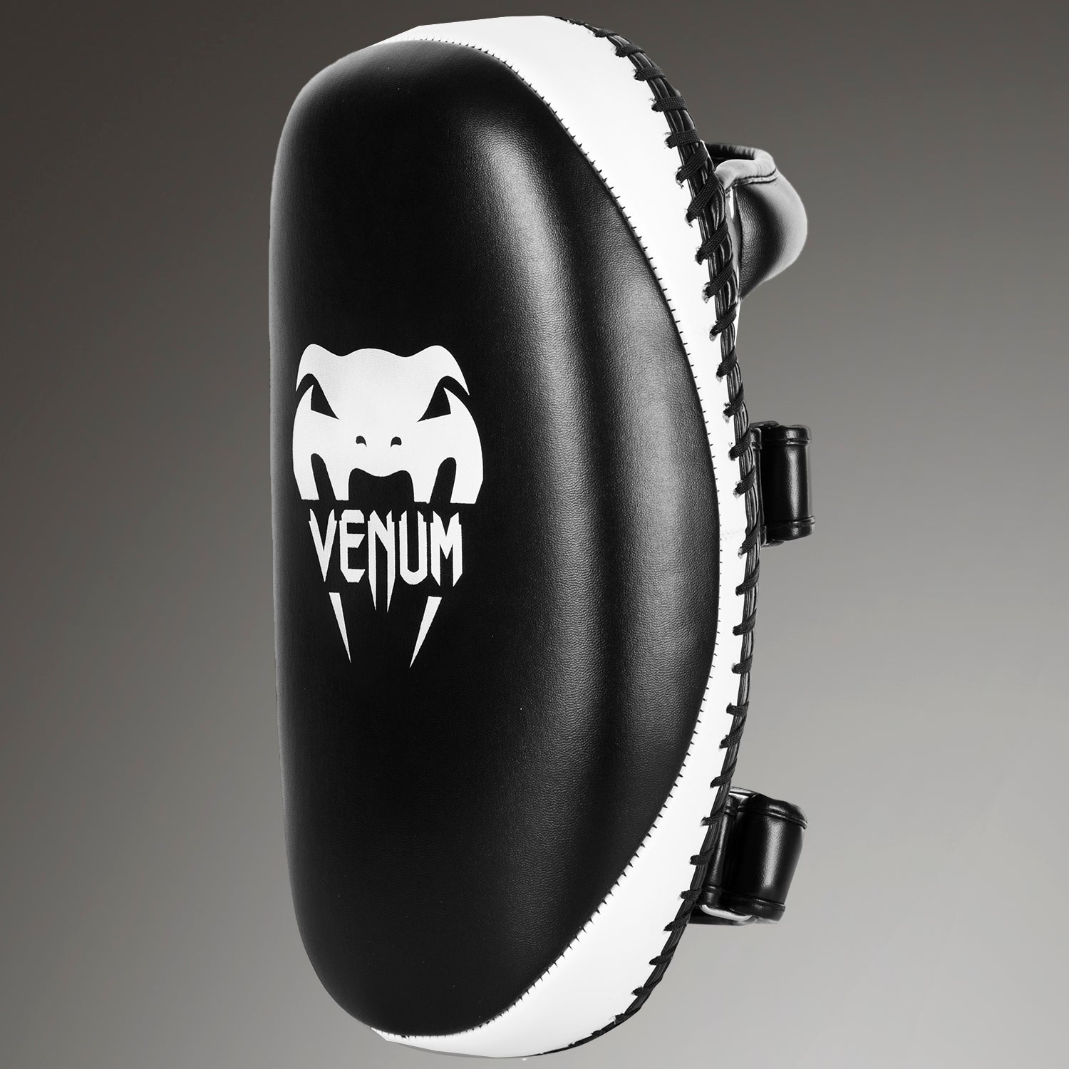 Venum Light Kick Pads - Skintex Leather (Pair)