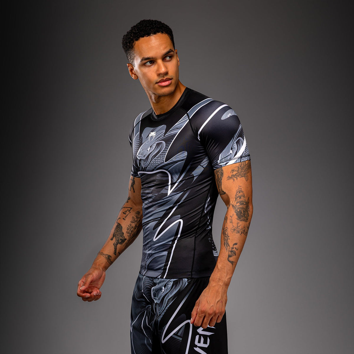 Venum Crimson Viper 2.0 Short Sleeve Rashguard